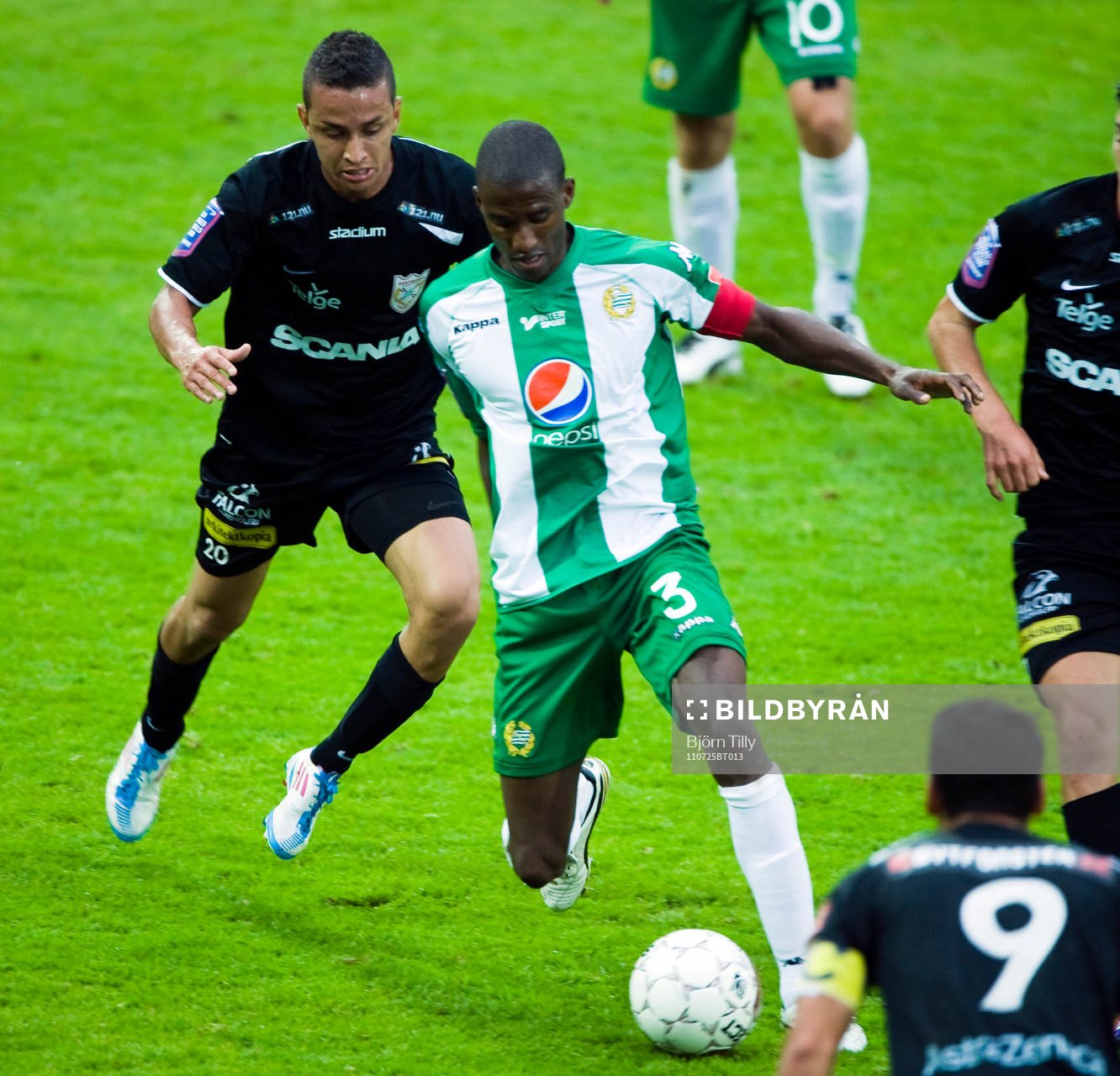 Elvis Santana, Assyriska och Jose Monteiro de Macedo,