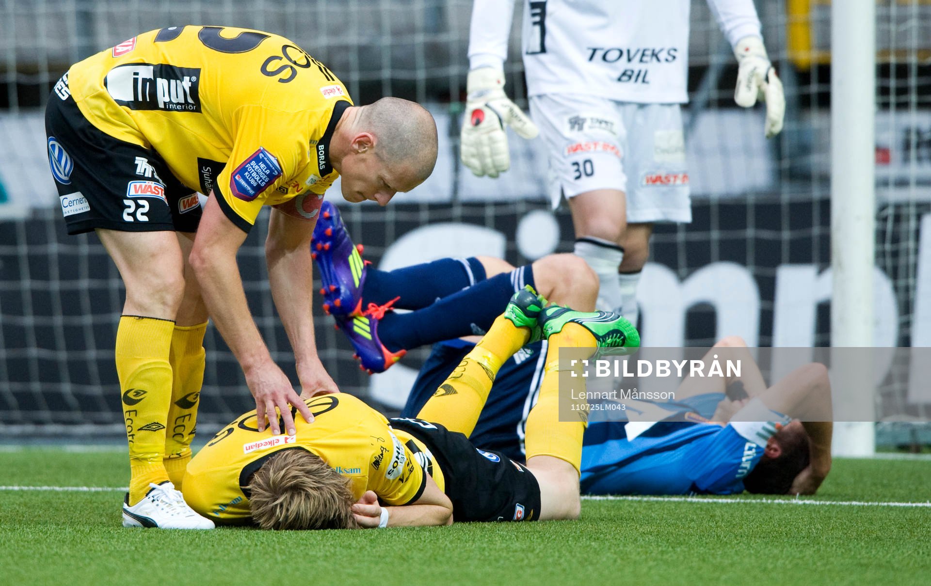 David Elm, Elfsborg, skadade sig och utgick. Skada