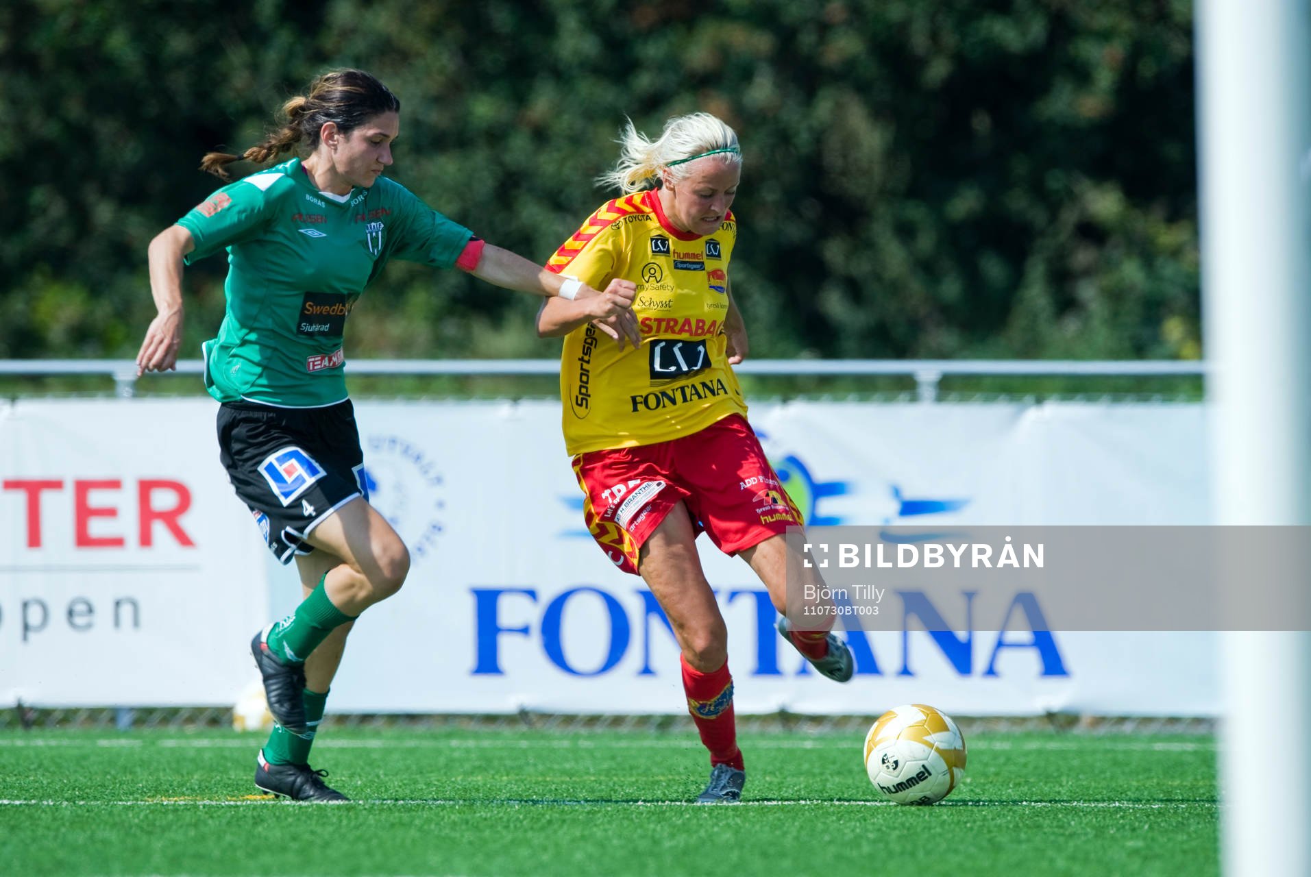 Alexandra Singer, Dalsjöfors och Josefin Öqvist,  Tyresö