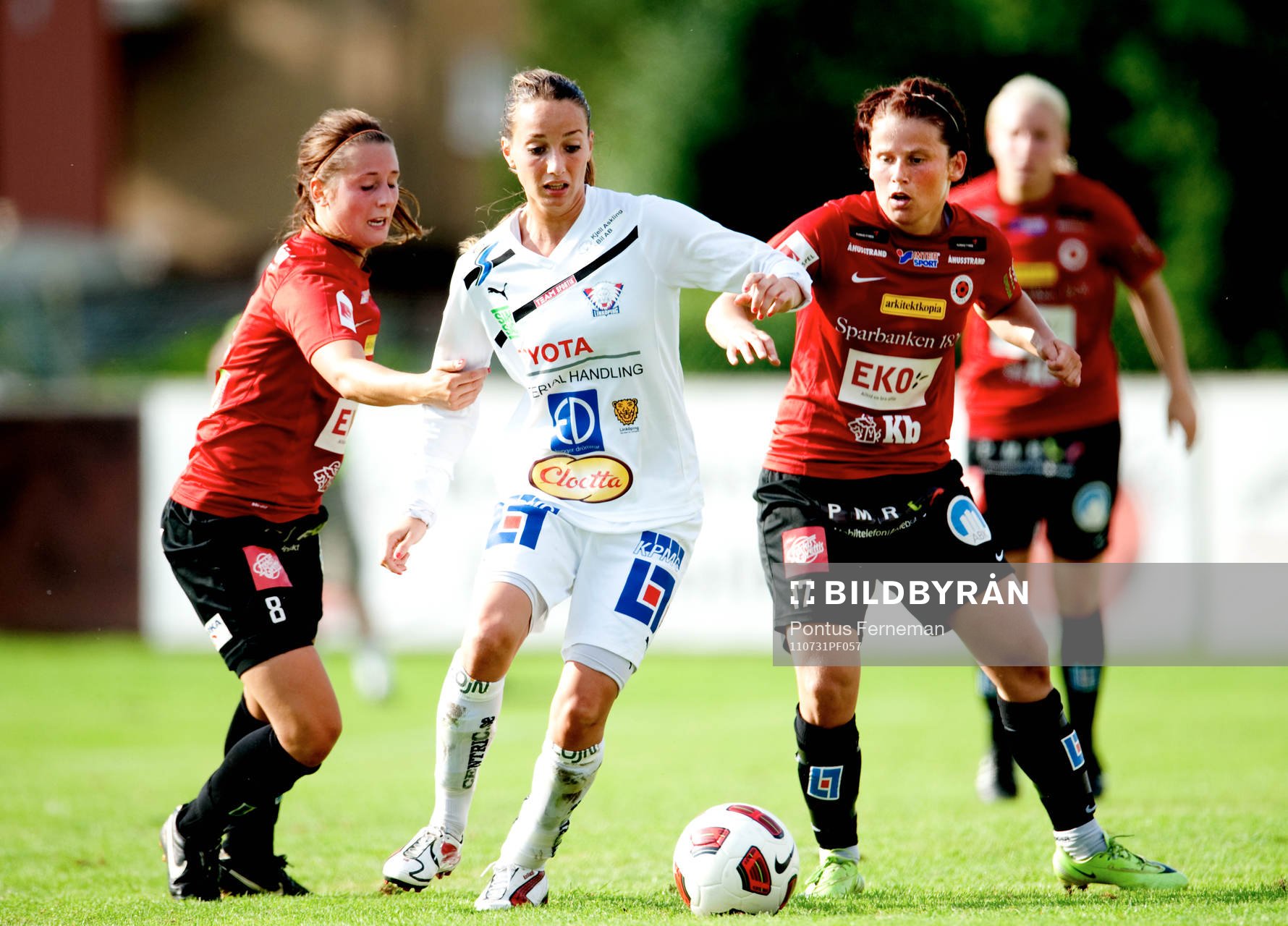 Julia Molin och Erla Arnardottir, Kristianstad och Kosovare