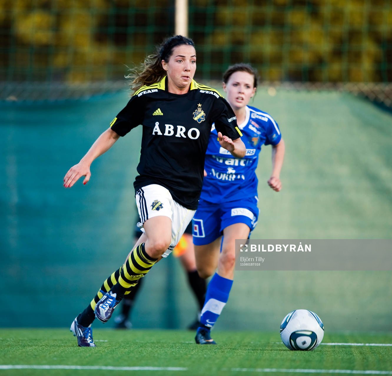 Clara Markstedt, AIK och Elin Johansson, Sunnanå
