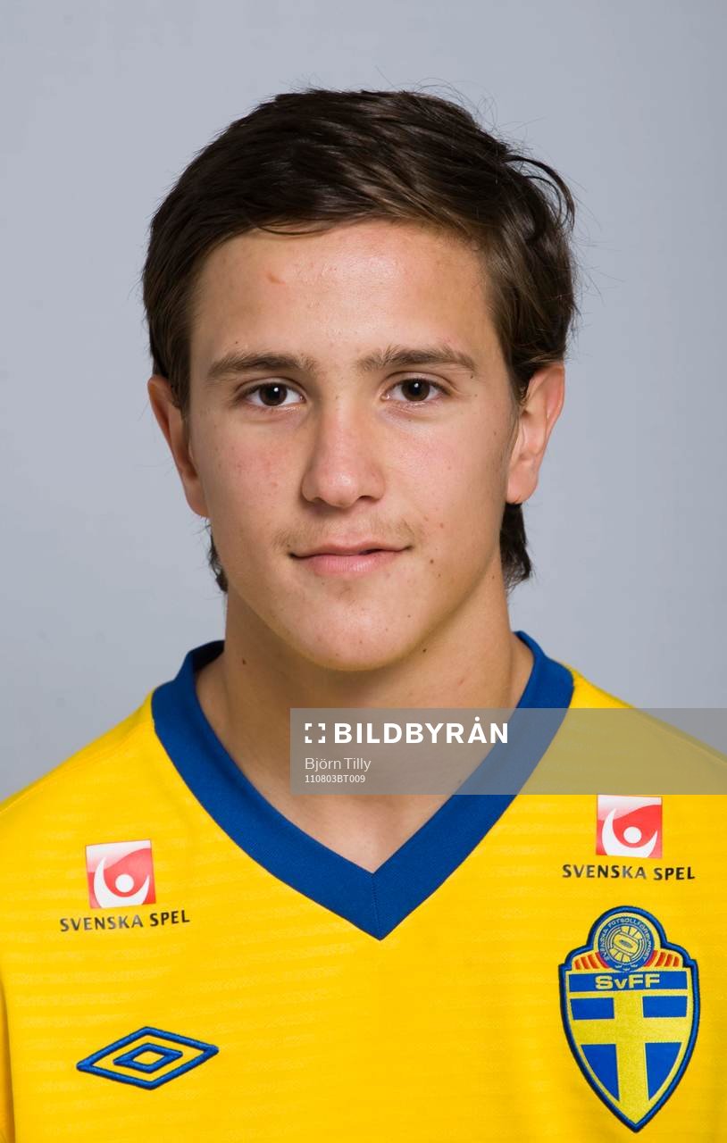 Almir Zeqiri, Sverige