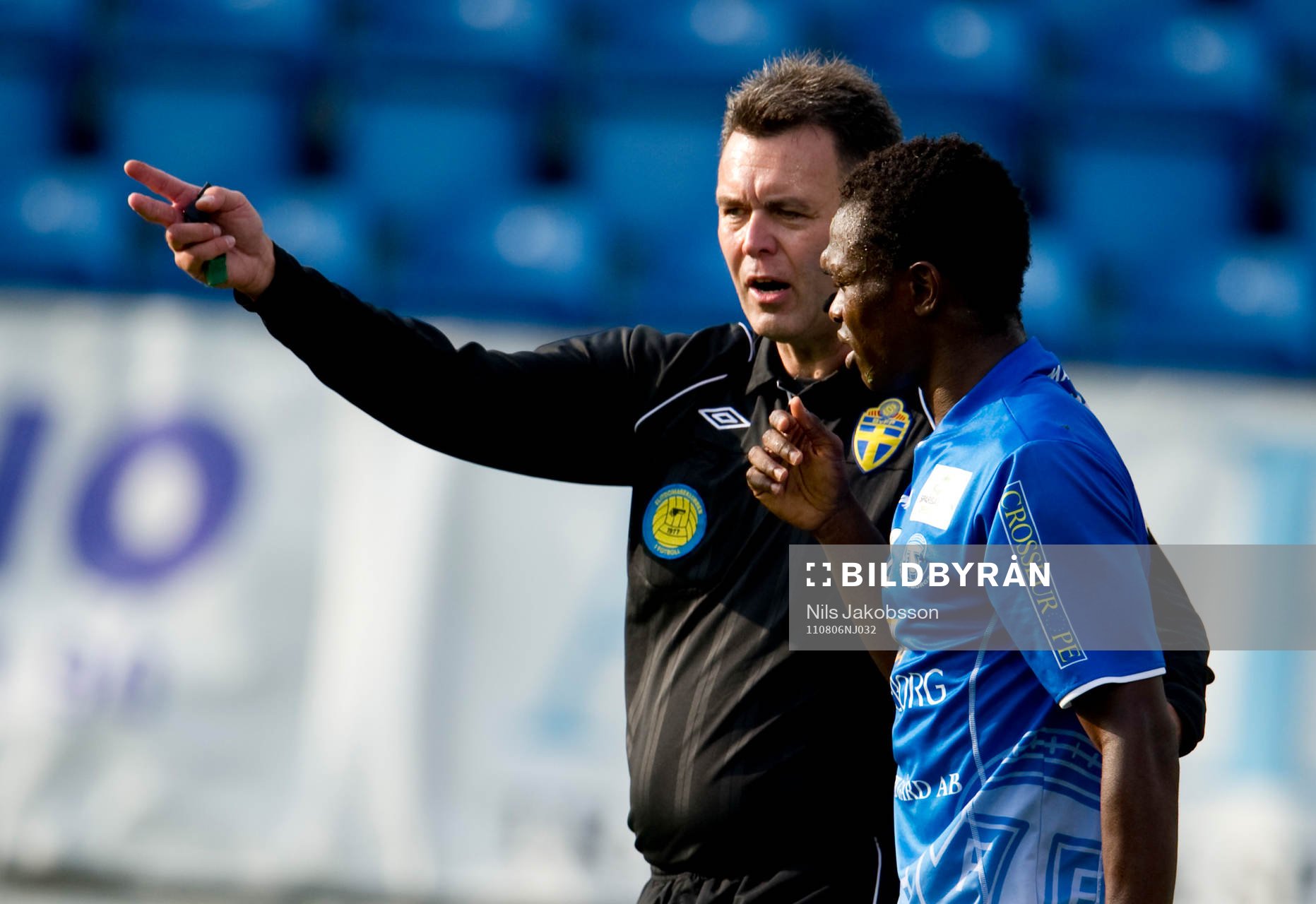 Martin Ingvarsson , domare, Ibrahim Koroma, Trelleborg