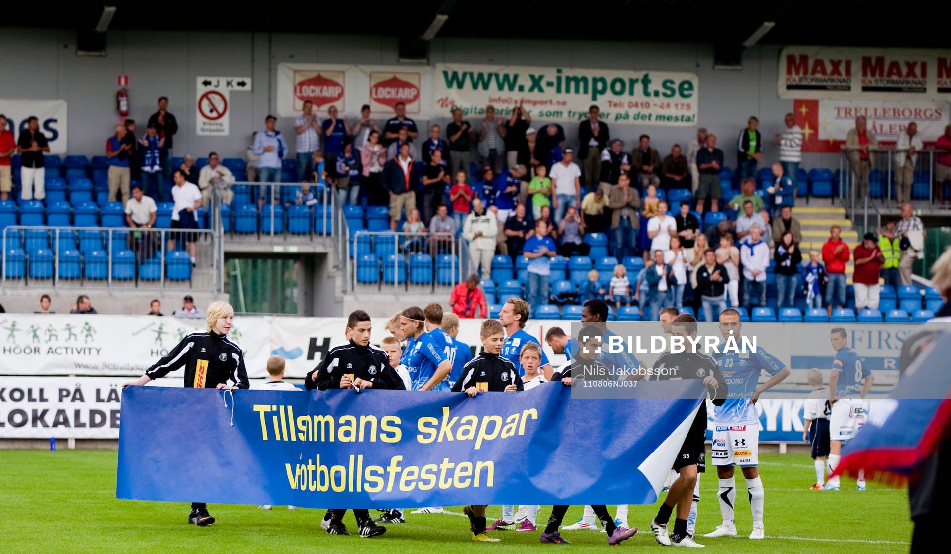 Tillsammans skapar vi fotbollsfesten (banderoll)