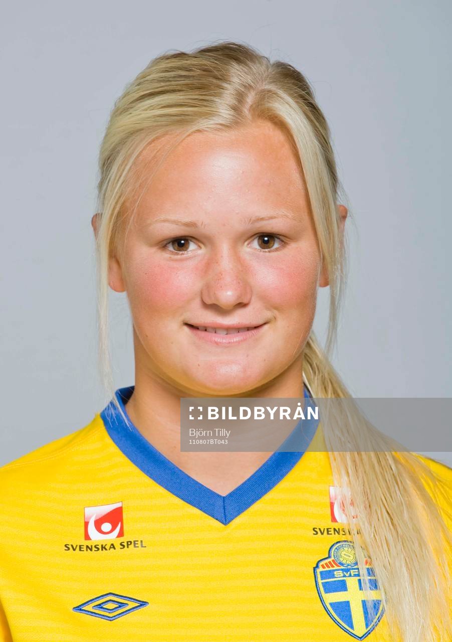 Ebba Blomqvist, Sverige