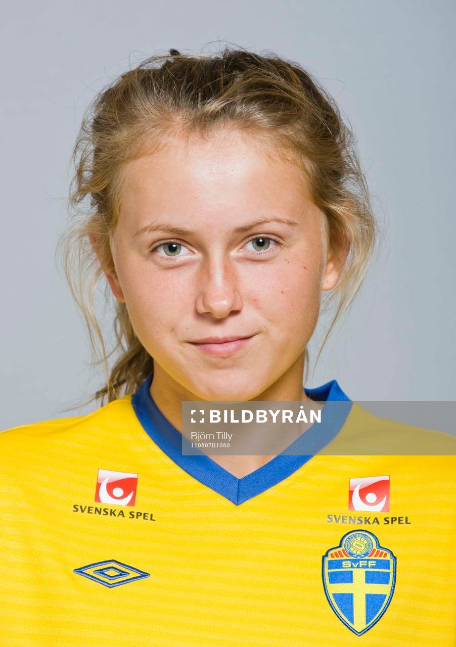 Adelisa Grabus, Sverige