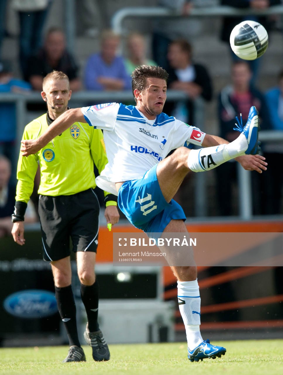 Armin Tankovic, Norrköping och Johan Hamlin, domare