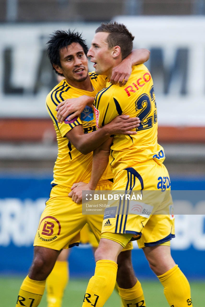 Martin Andersen, Ängelholm, gör 0-1, jubel Antonio Rojas