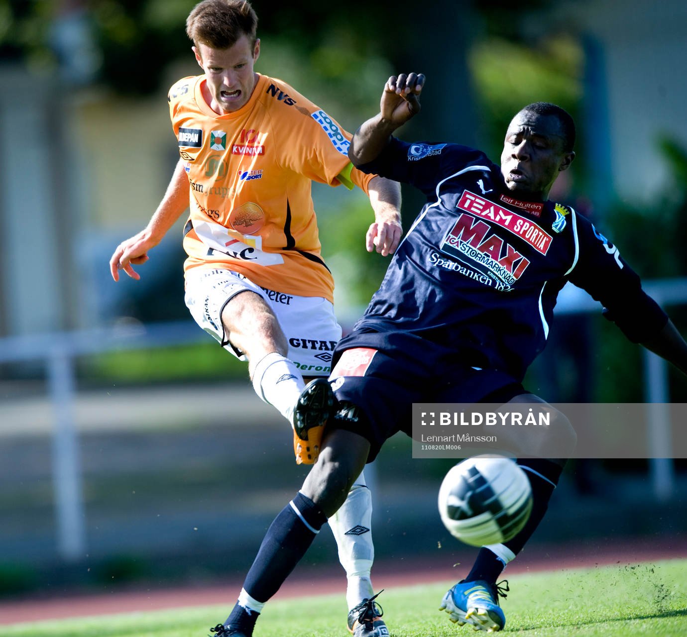  Fredrik Tomas Björk, Varberg och Peter Nsima, Kristianstad