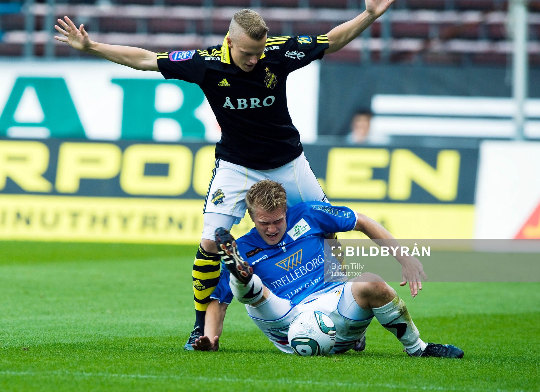 Daniel Gustavsson, AIK och Joakim Nilsson, Trelleborg