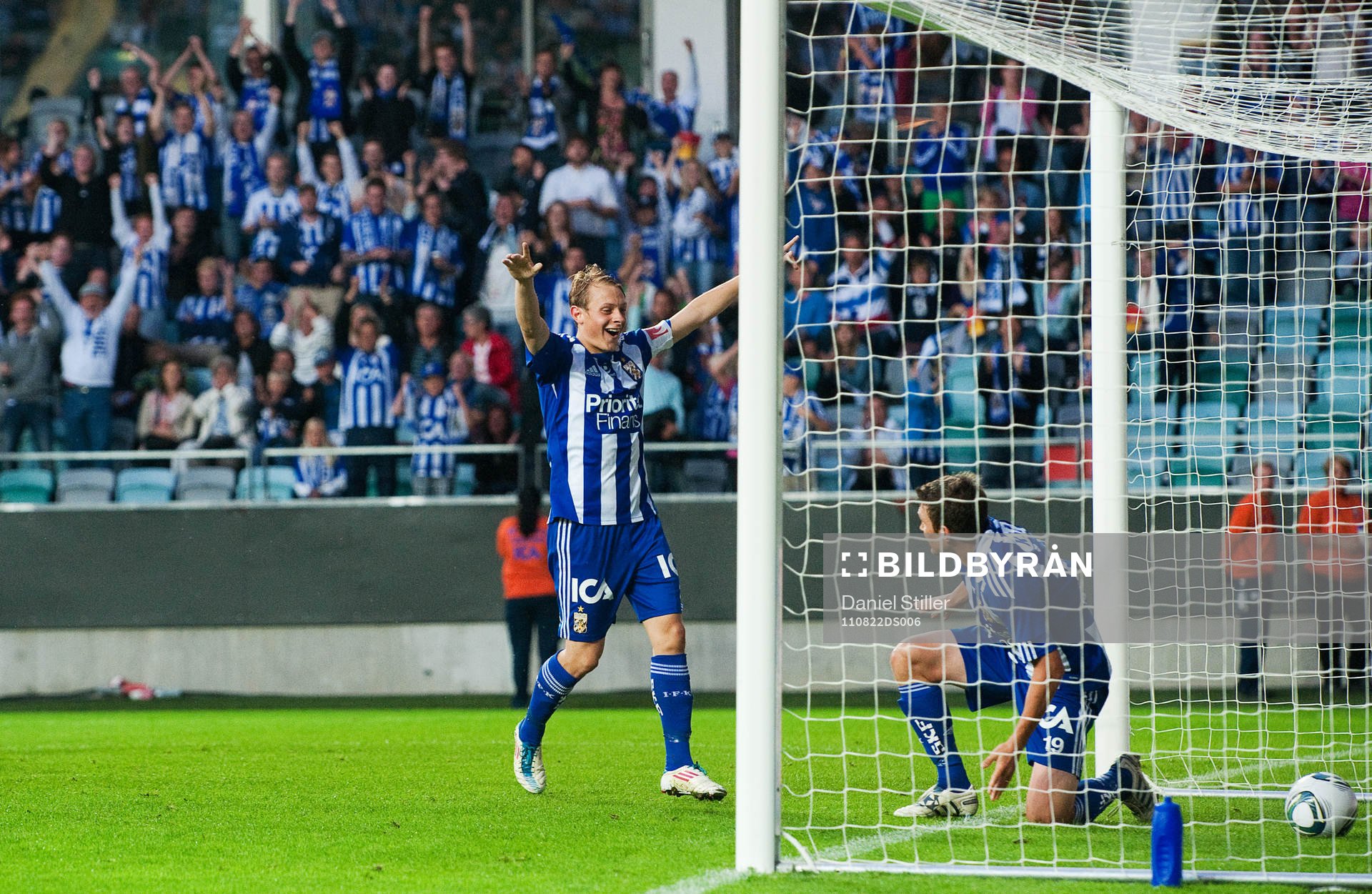 Hannes Stiller, IFK Göteborg, gör 3-0, jubel Joel