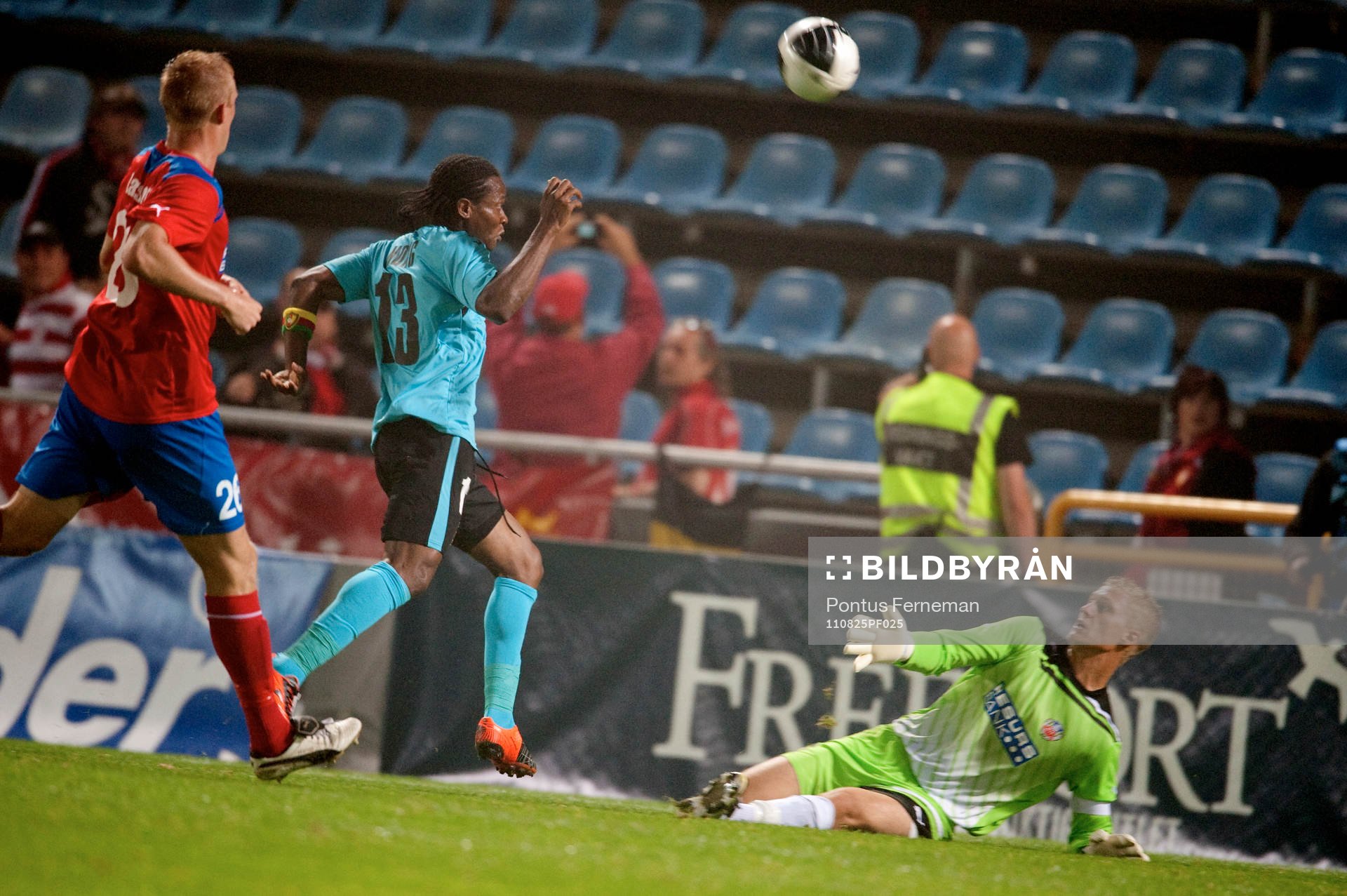 Peter Larsson, Helsingborg, Aloys Nong, Standard Liege,