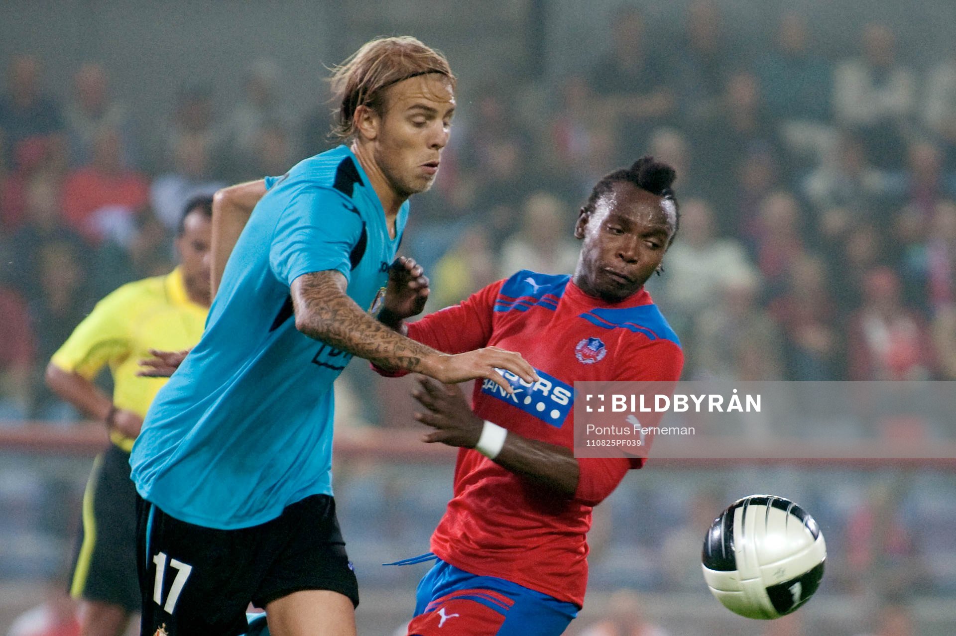 Yoni Buyens, Standard Liege, May Mahlangu, Helsingborg