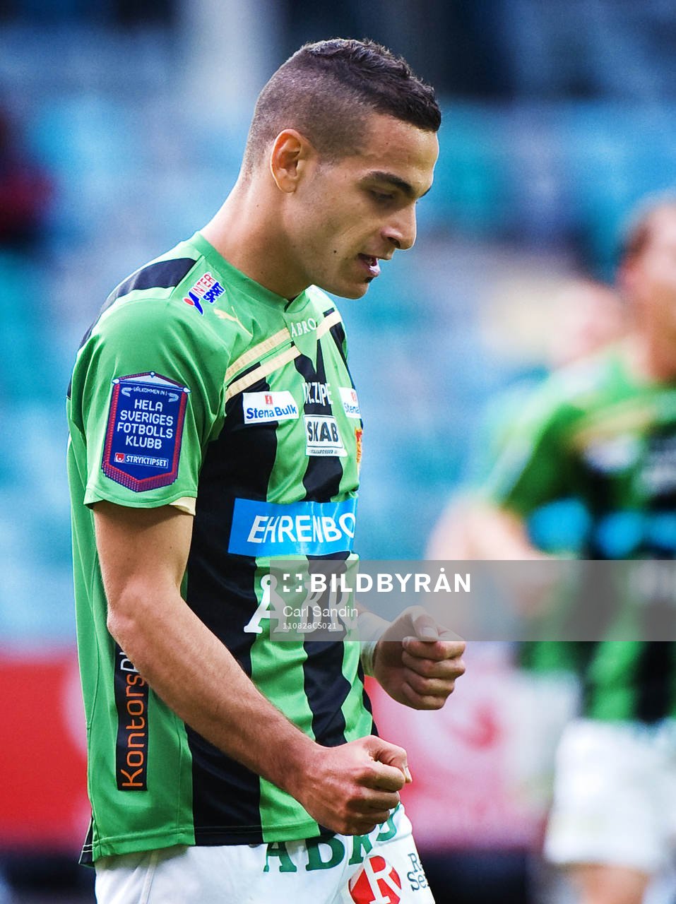 Mervan Celik, Gais, jubel