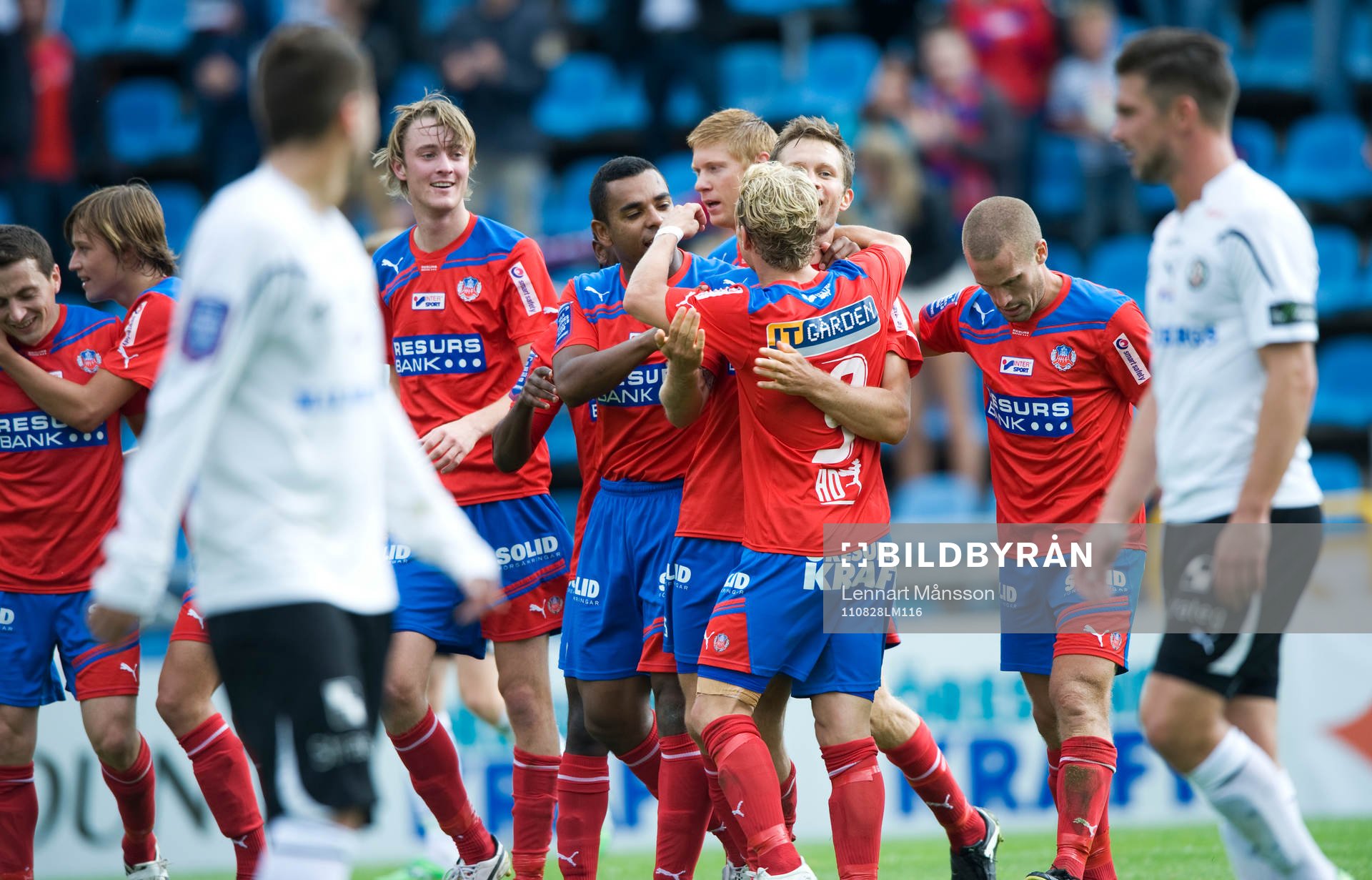 1-0 Hannu Patronen, Helsingborg, med ett drömmål. Jubel