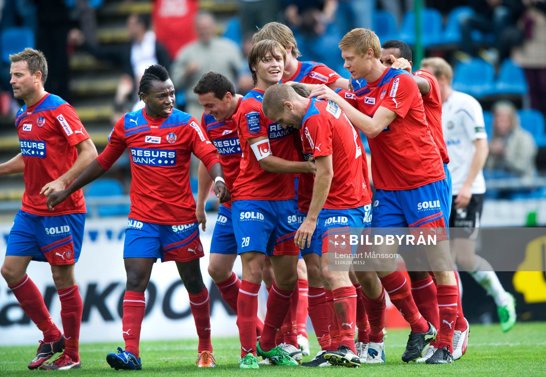 1-0 Hannu Patronen, Helsingborg, med ett drömmål. Jubel