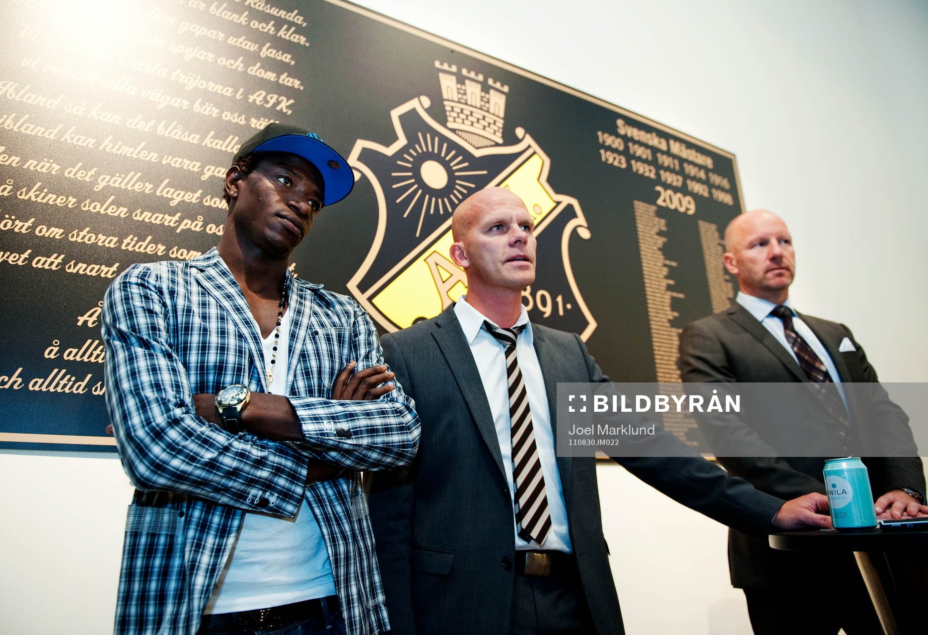 Mohamed Bangura lämnar AIK för Celtic. Jens Andersson,