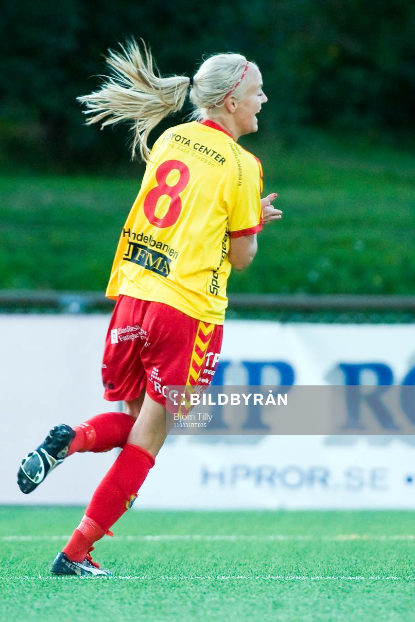  Josefin Öqvist, Tyresö, jubel efter 1-0.