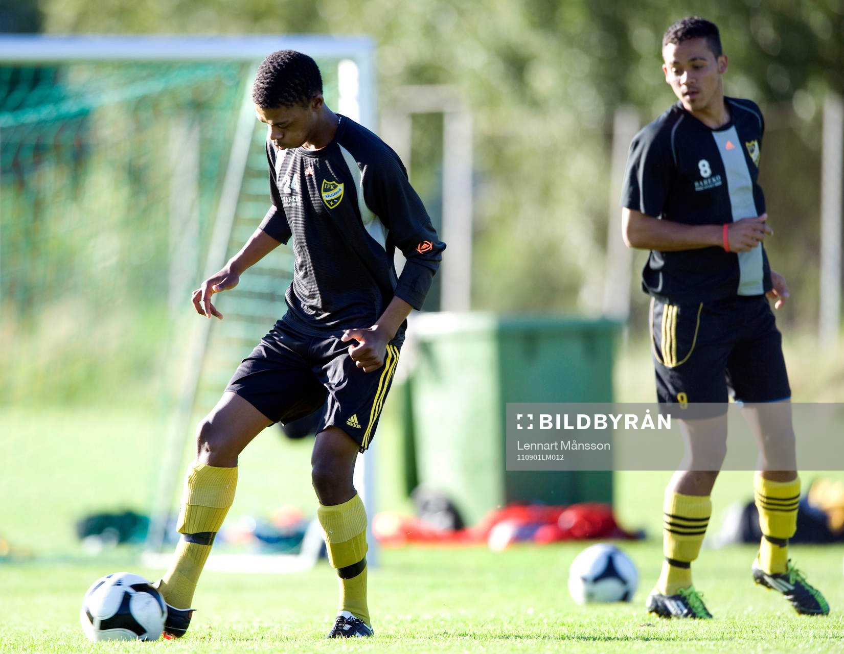 Chadley Jacobs och Sandile Hadebe, två sydafrikaner från