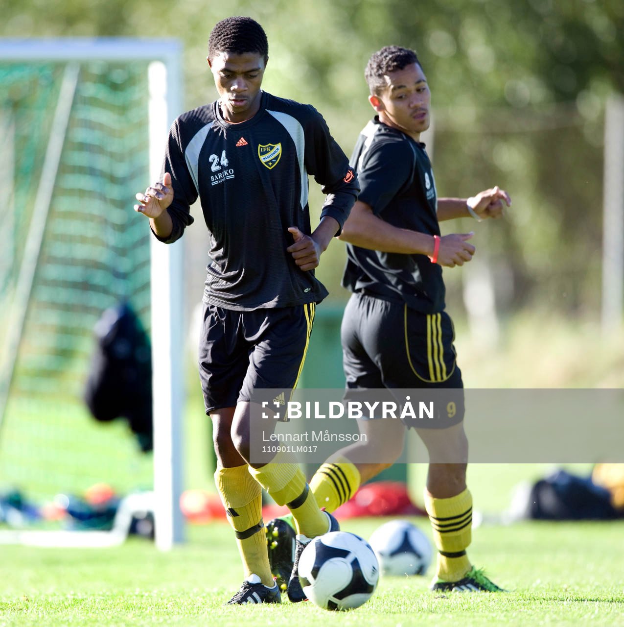 Chadley Jacobs och Sandile Hadebe, två sydafrikaner från