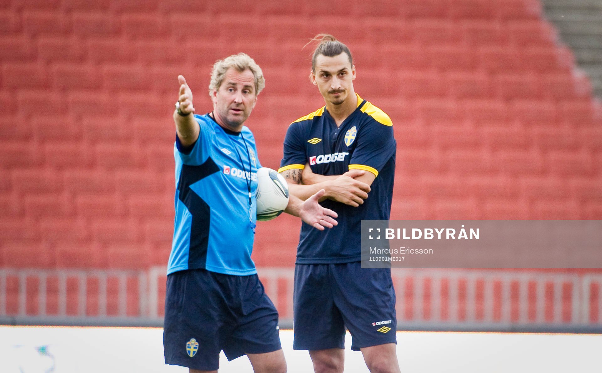 Erik Hamrén, förbundskapten pratar med Zlatan Ibrahimovic