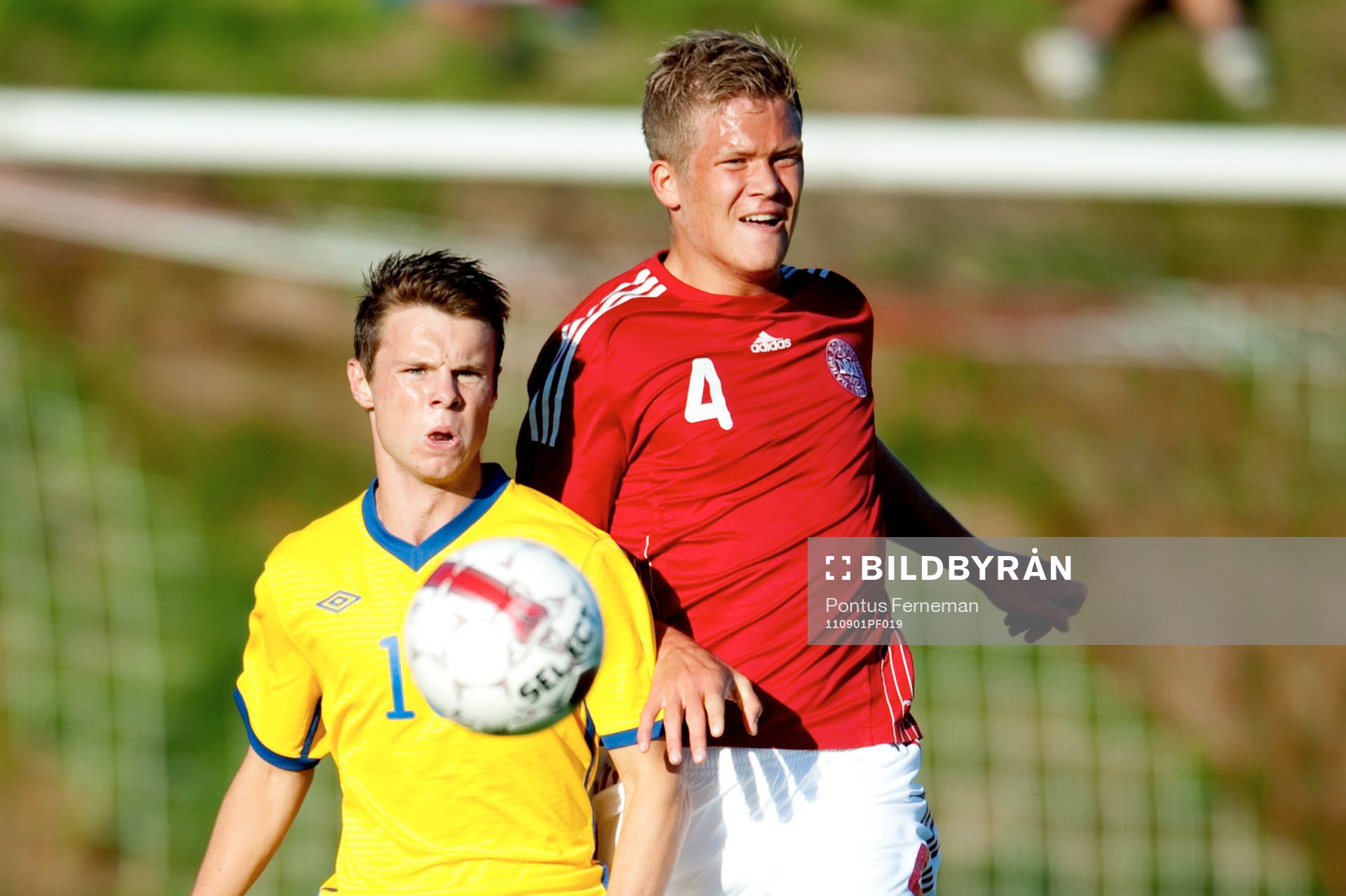 Måns Söderqvist, Sverige, Andreas Cornelius, Danmark
