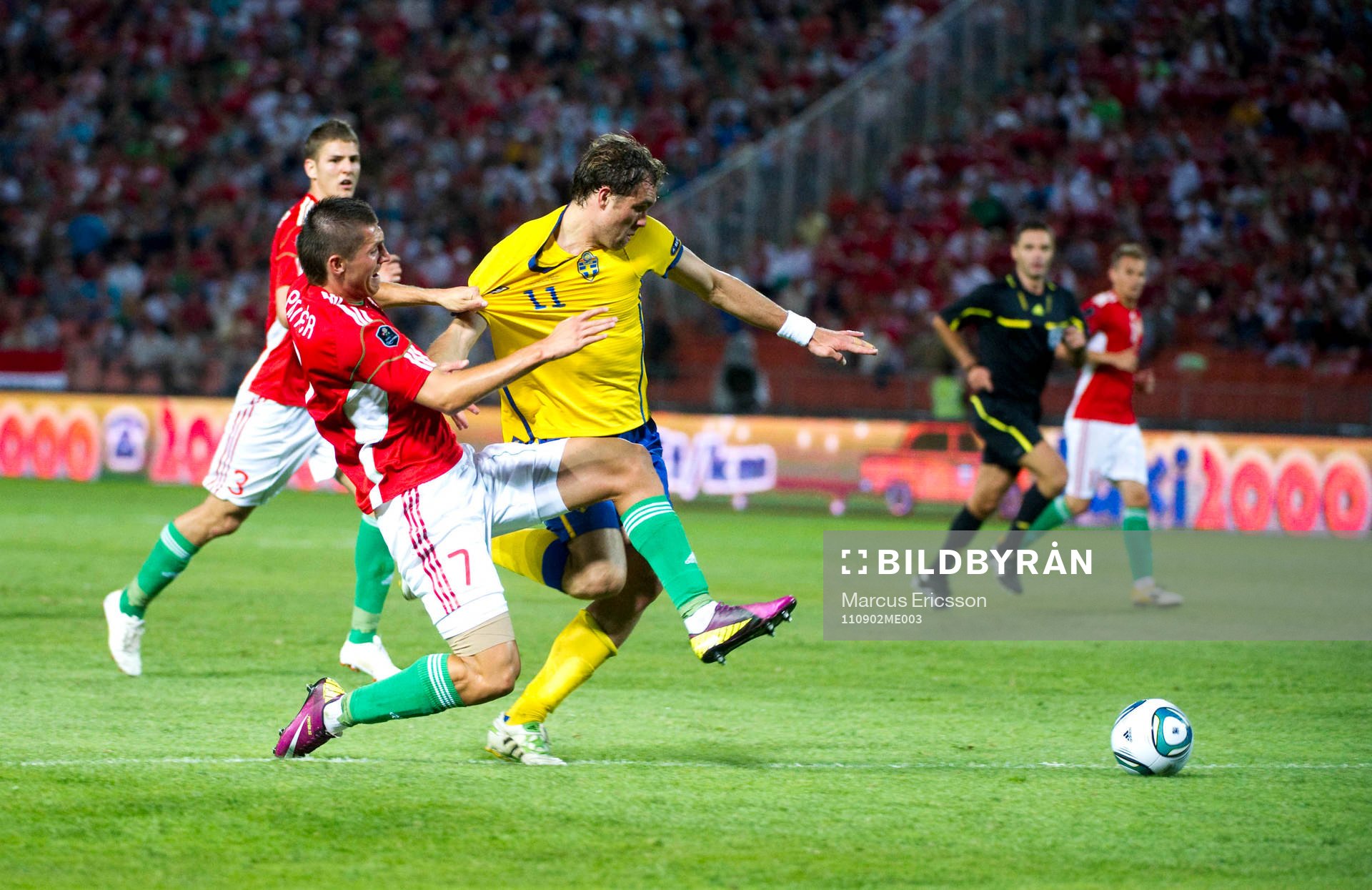 Johan Elmander, Sverige spelar fram till 1-1