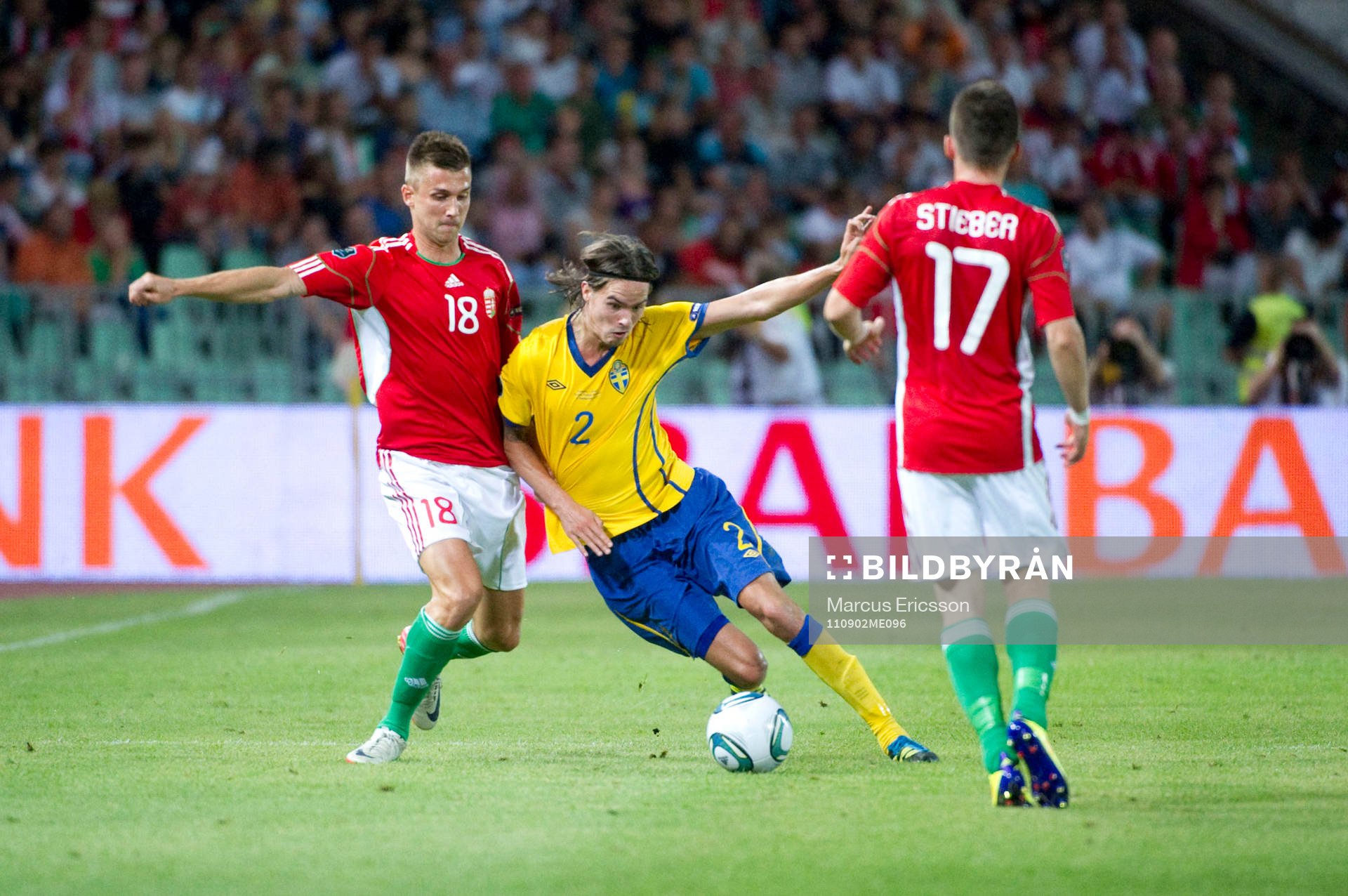 Mikael Lustig, Sverige