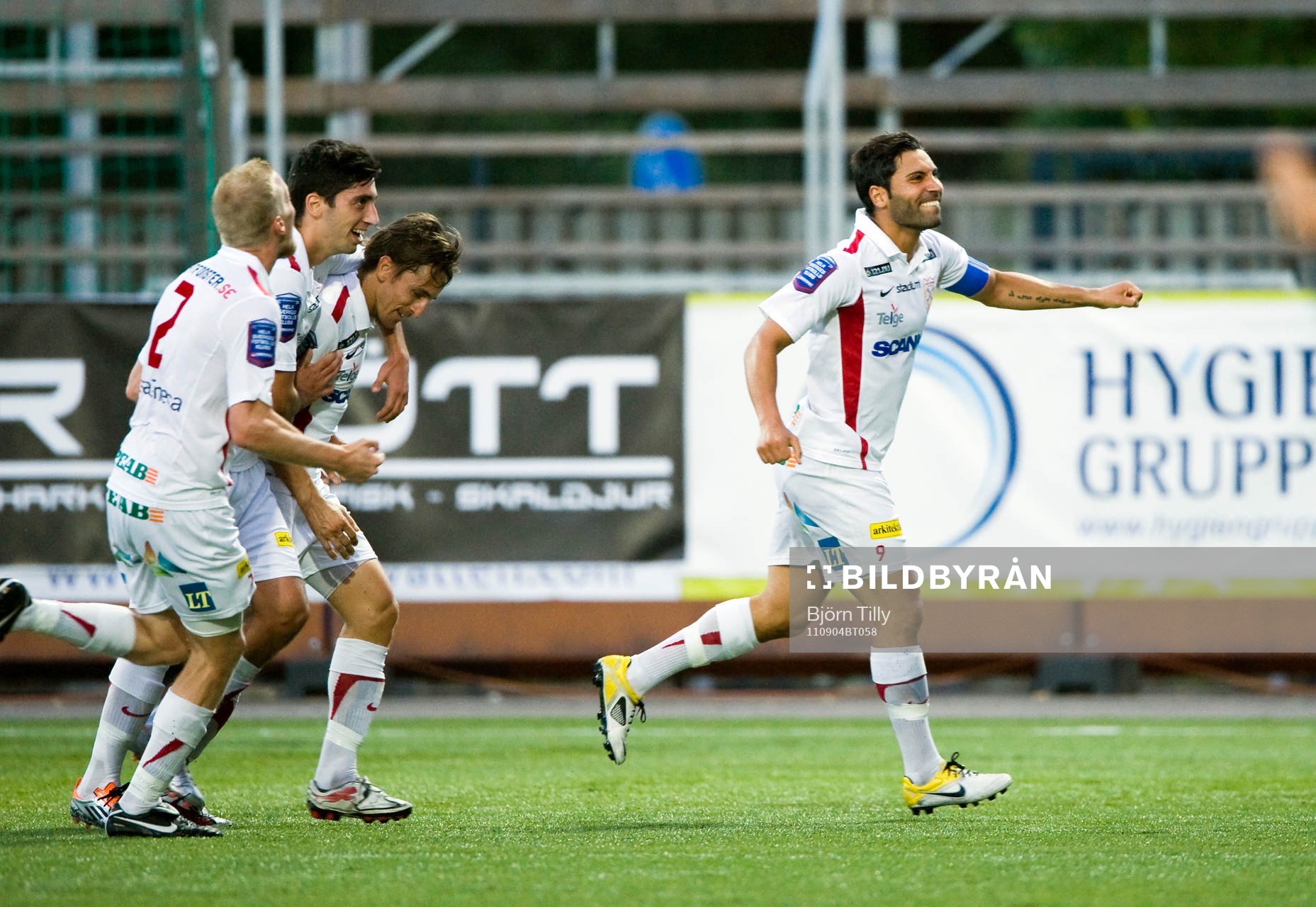 Stefan Batan, Assyriska, jubel