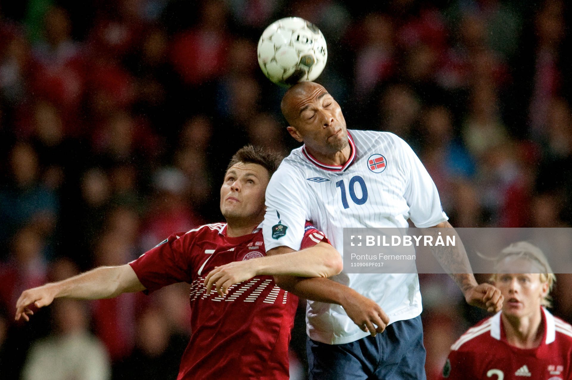 William Kvist Jörgensen, Danmark, John Carew, Norge