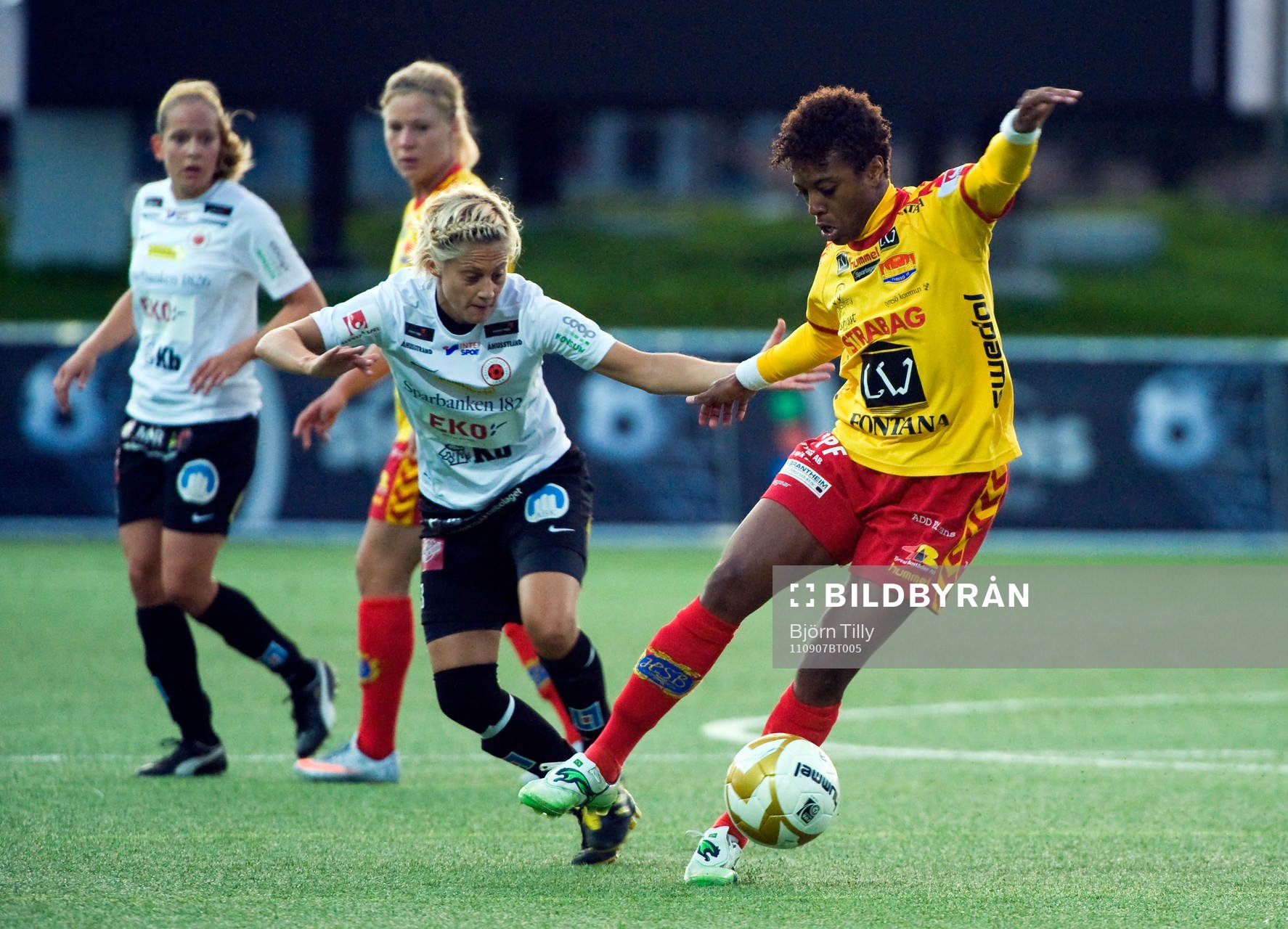 Therese Björck, Kristianstad och Elaine Estrella