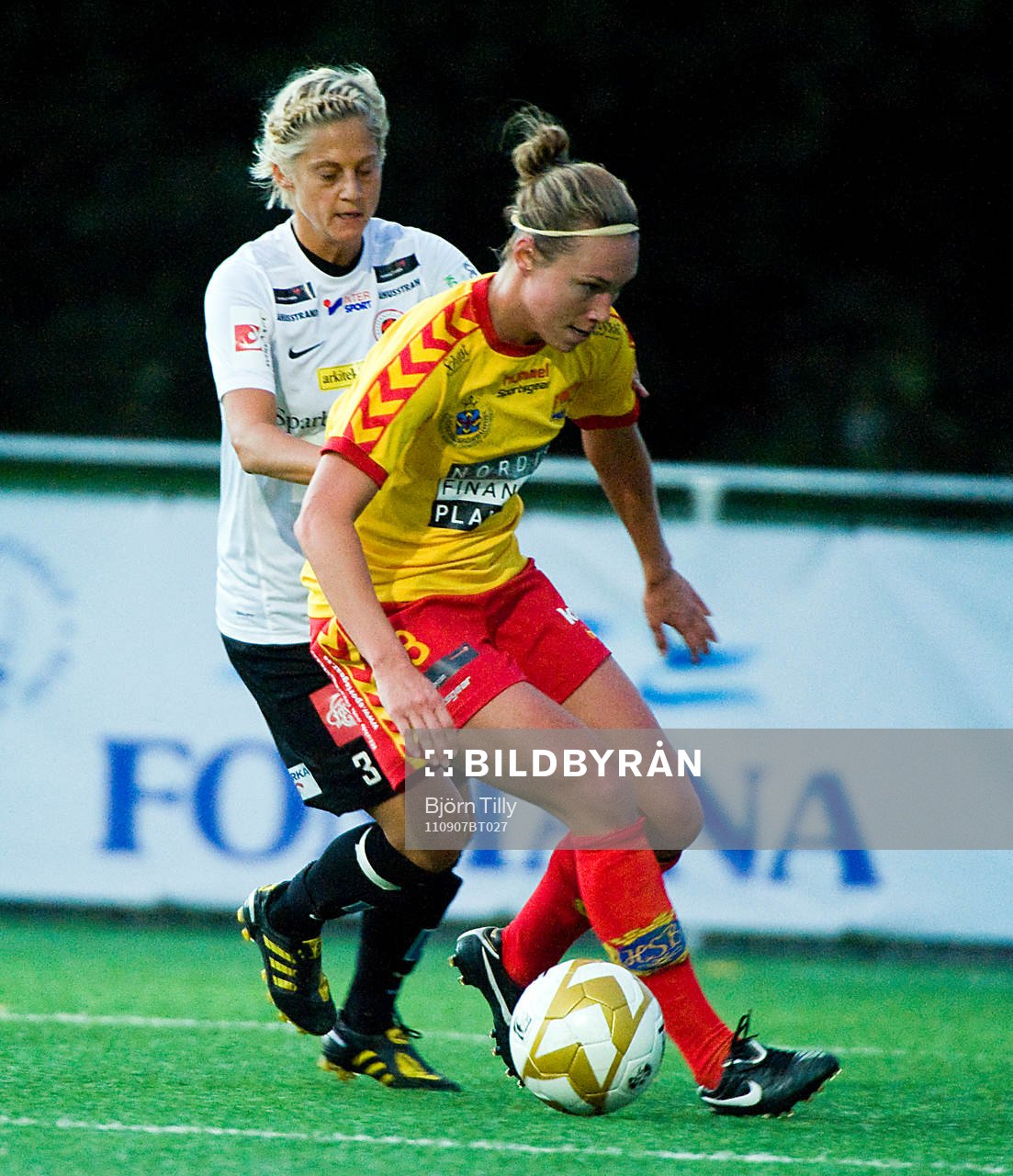 Therese Björck, Kristianstad och Whitney Engen, Tyresö