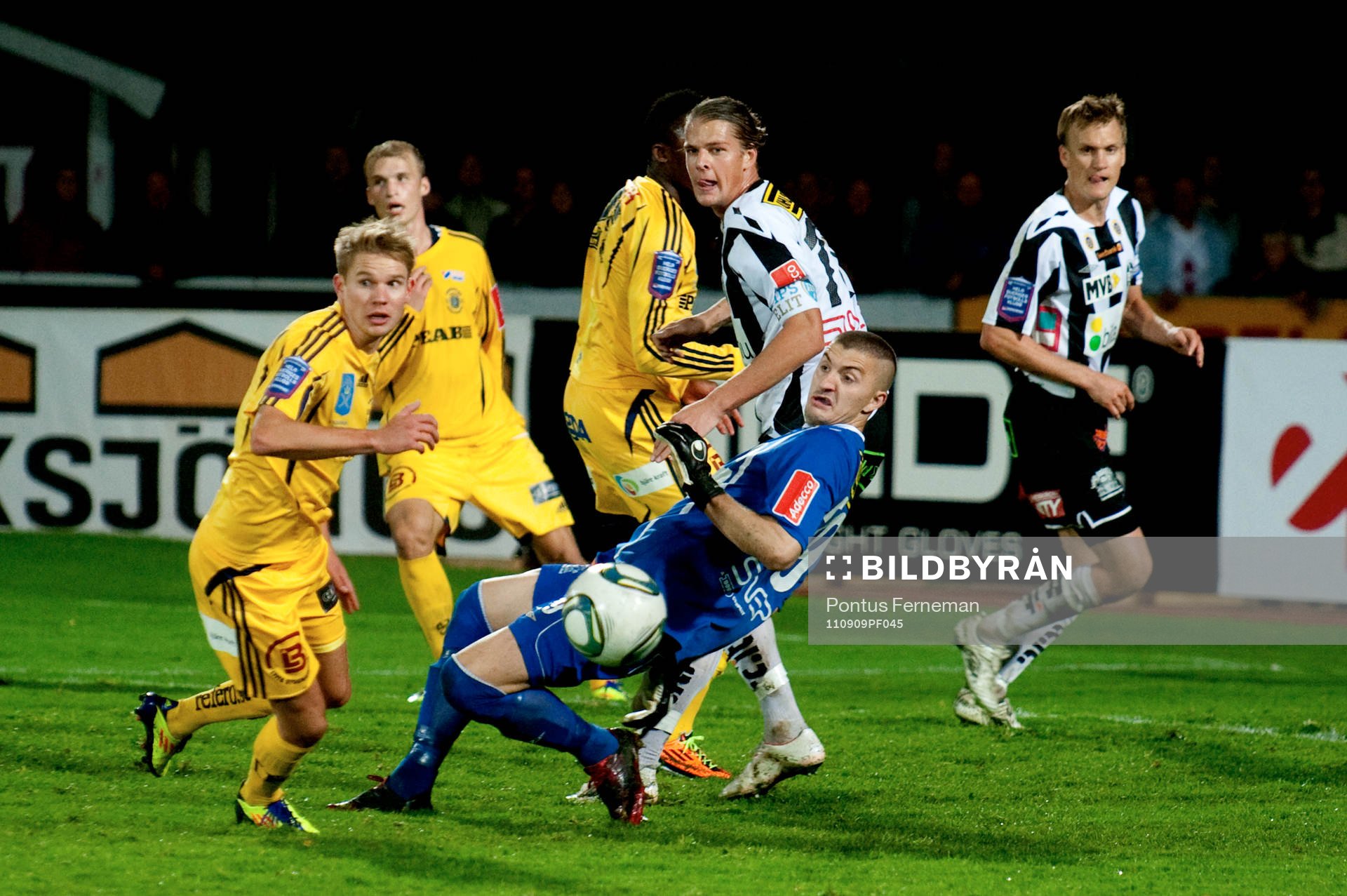 Johan Blomberg, Ängelholm, Ivo Vazgec, målvakt, Landskrona