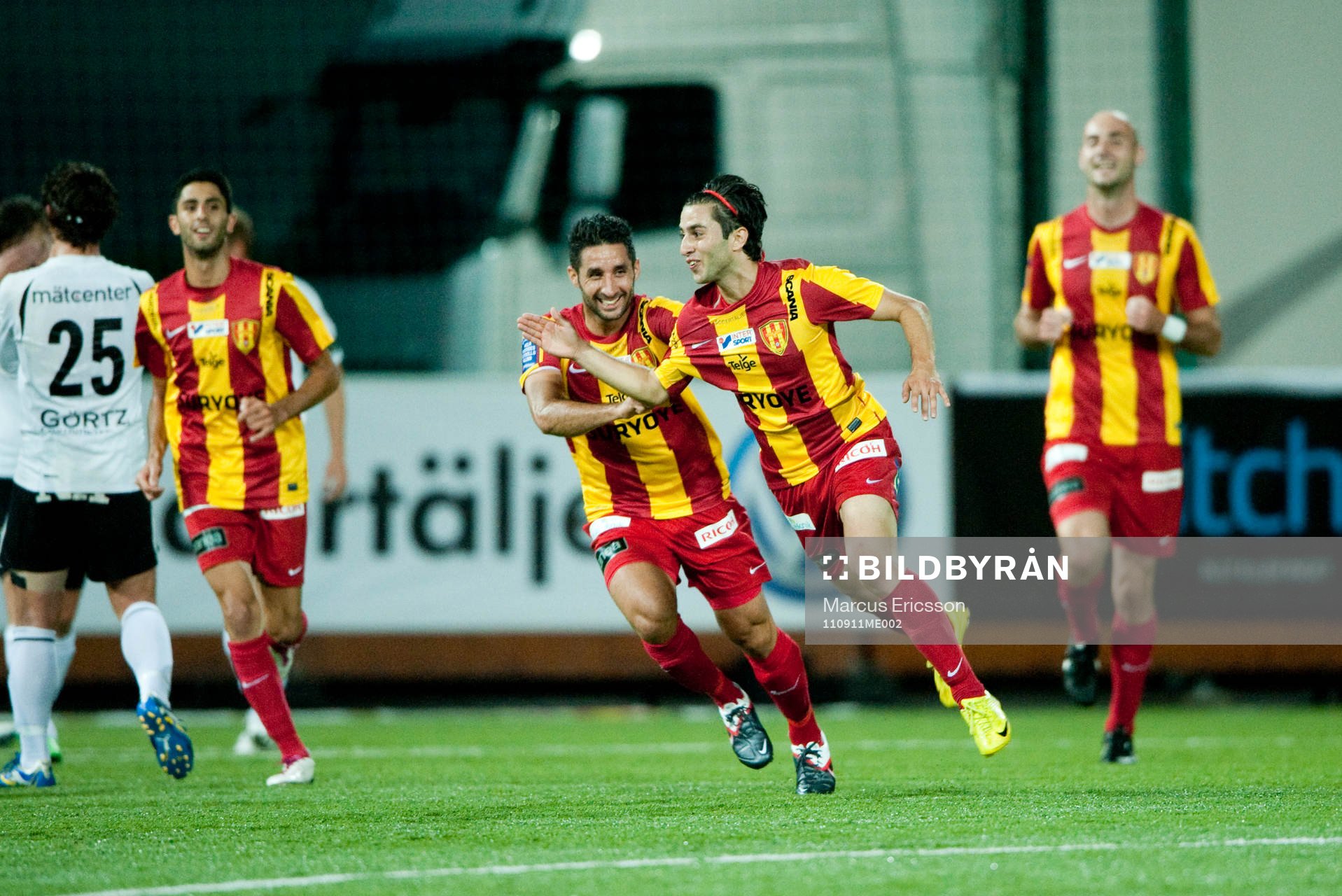Nahir Oyal, Syrianska jubel