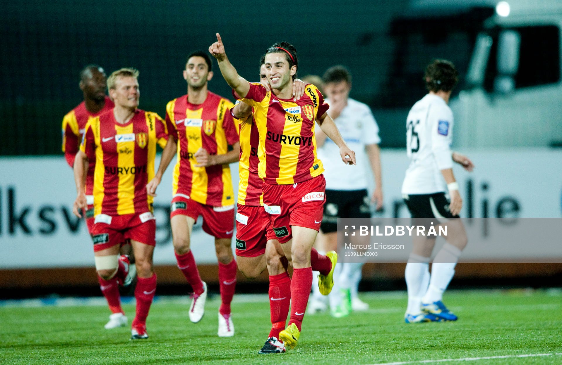 Nahir Oyal, Syrianska jubel