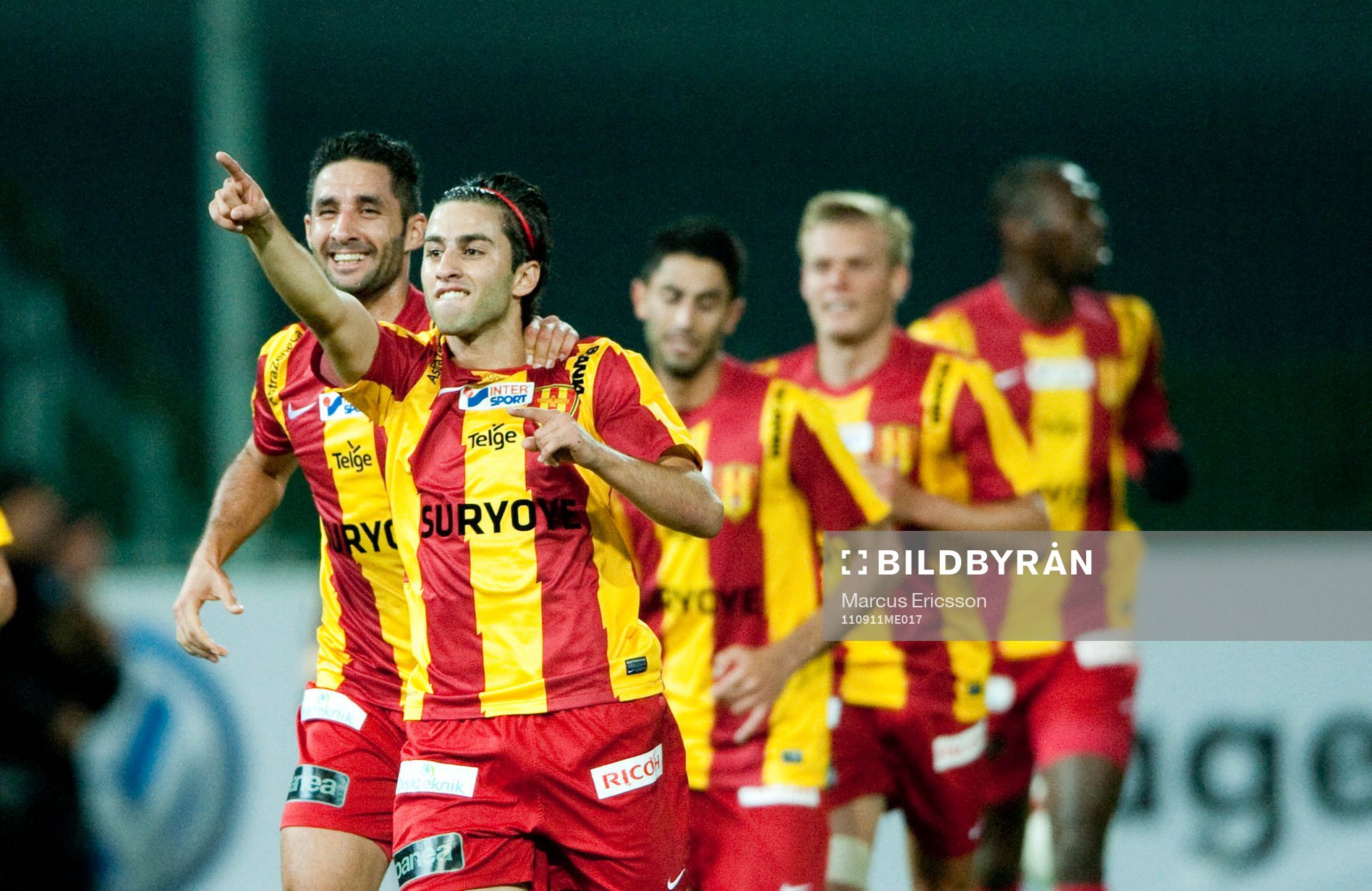 Nahir Oyal, Syrianska jubel