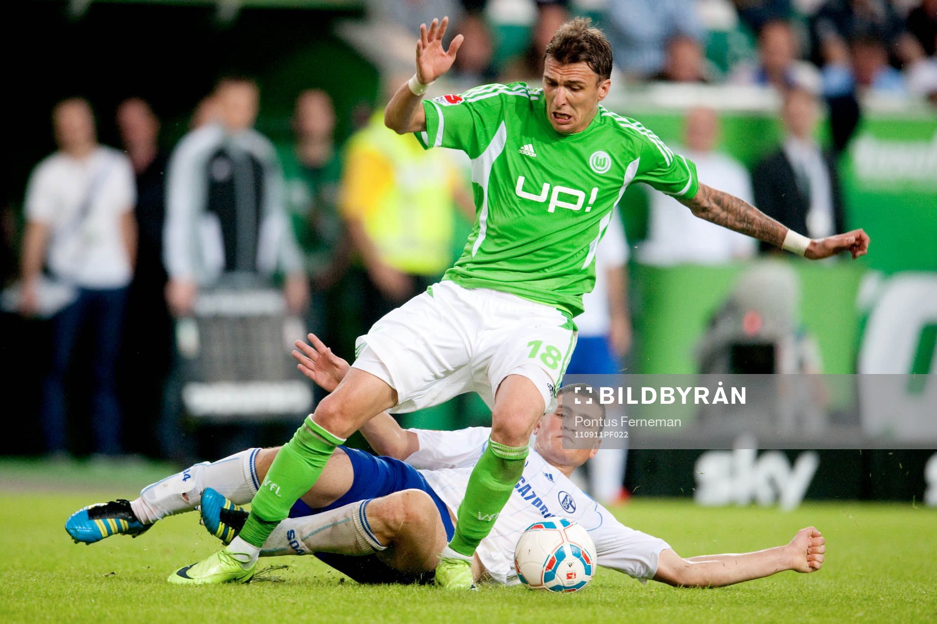 Mario Mandzukic, Wolfsburg, Kyriakos Papadopoulos, Schalke
