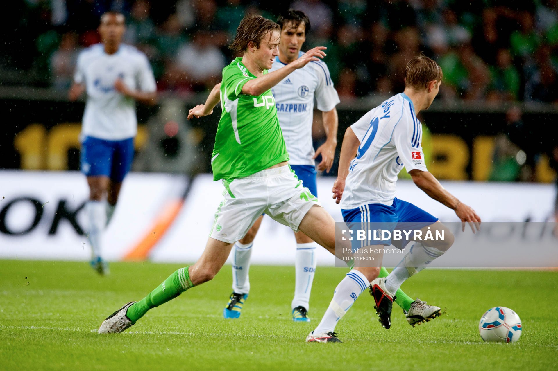 Rasmus Jönsson, Wolfsburg, Lewis Holtby, Schalke
