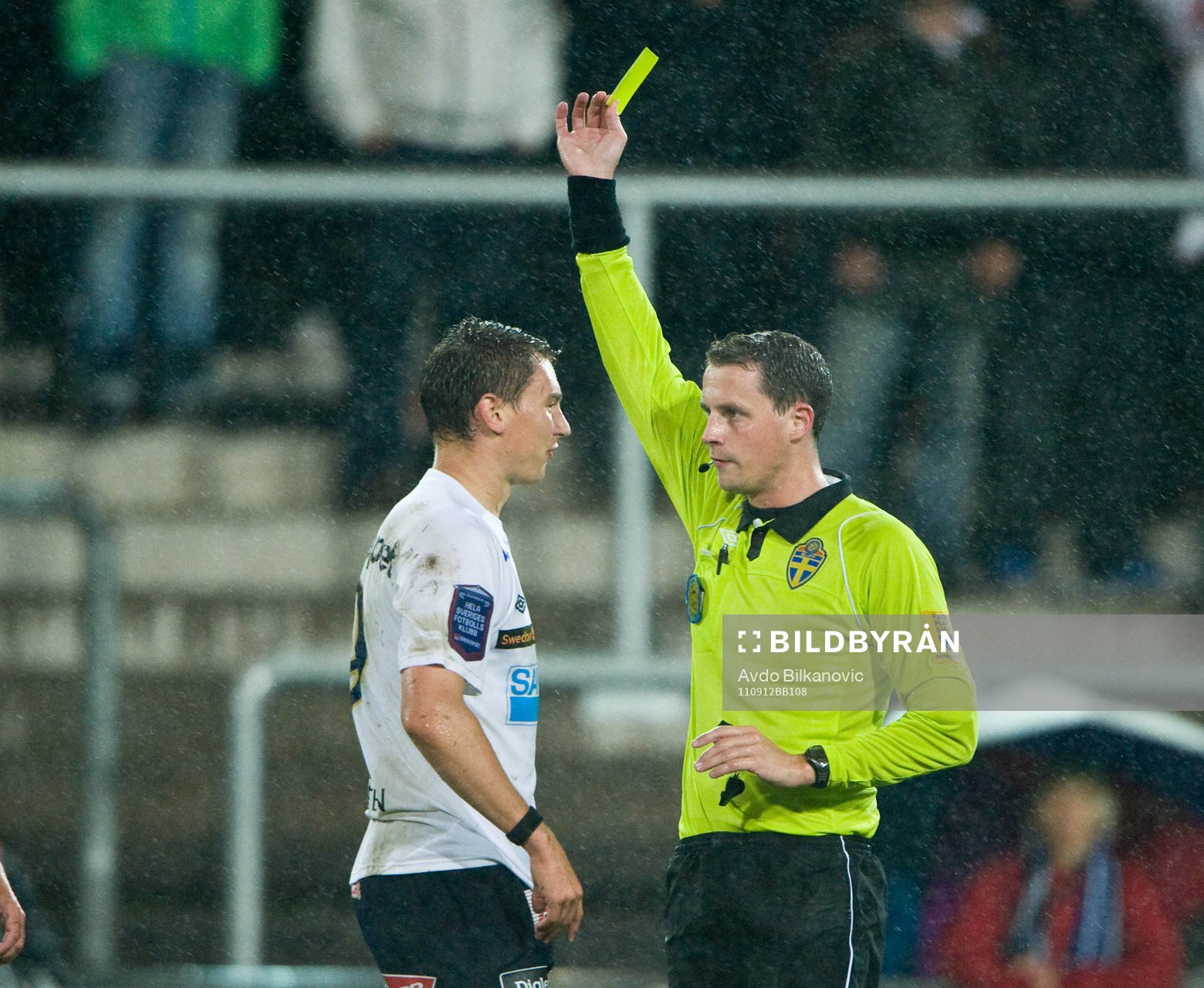 Marcus Hansson, Gefle får gult kort av Andreas Ekberg,
