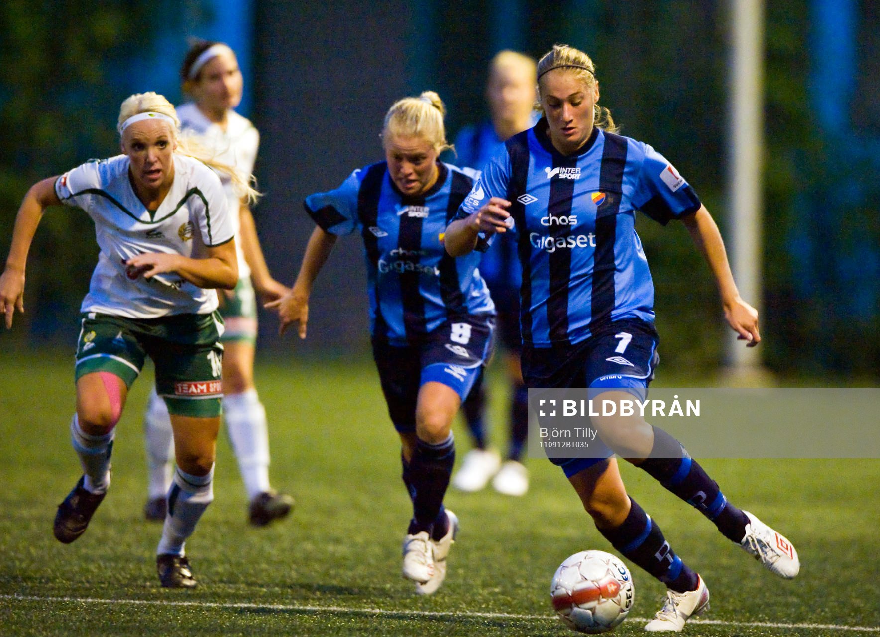 Anna Lindblom, Hammarby, Mia Jalkerud och Matilda Rosqvist,