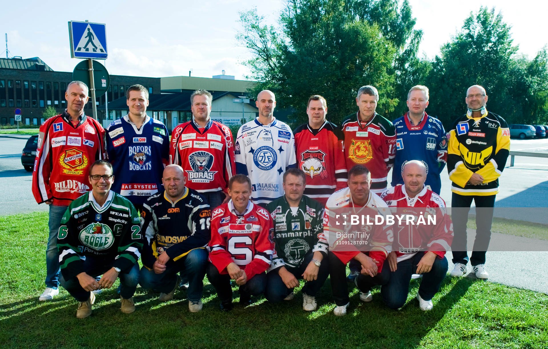 Bakre raden från vänster: Bobo Simensen, tränare,