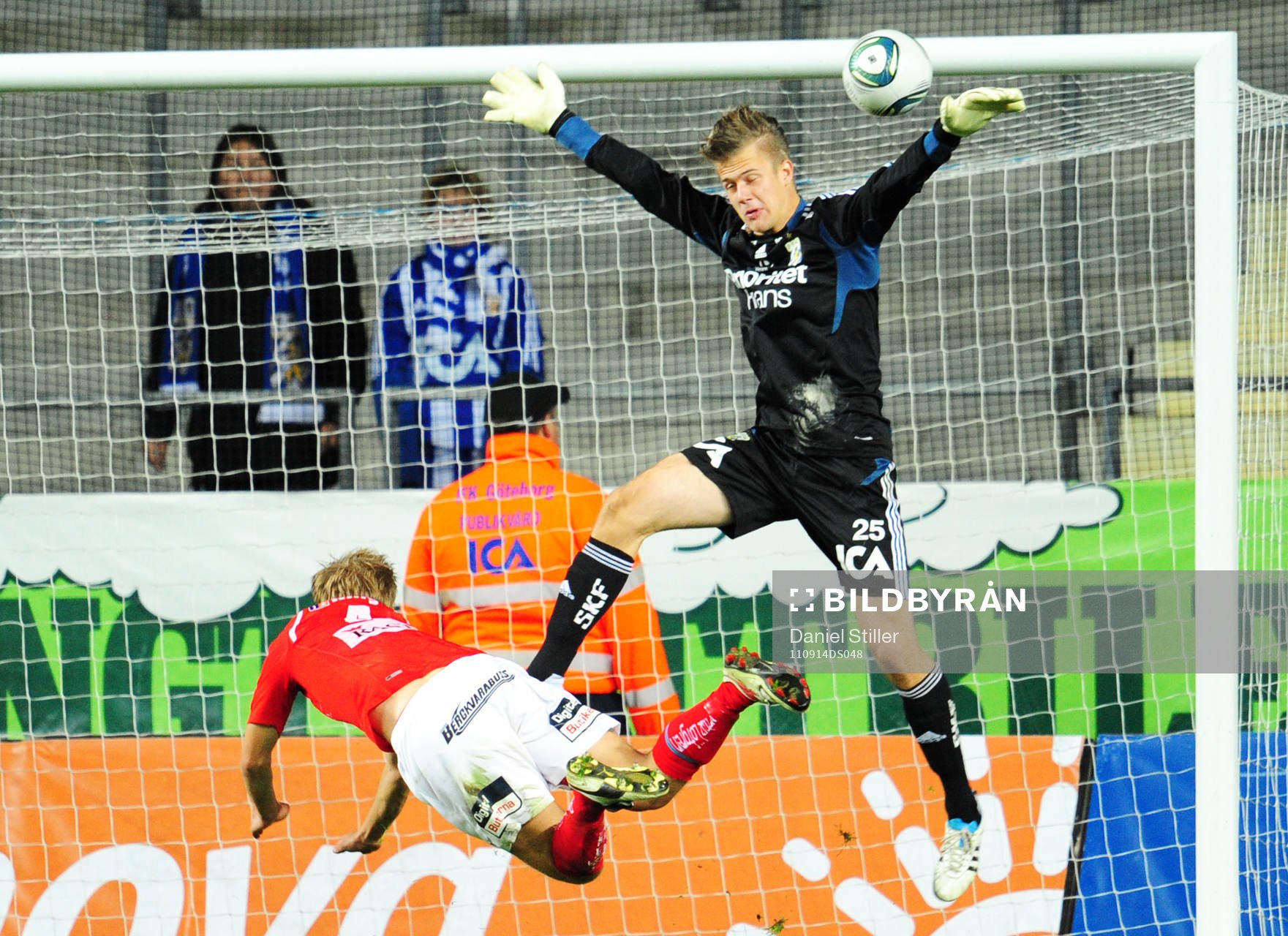 Erik Israelsson, Kalmar gör 2-3. Erik Dahlin, målvakt,