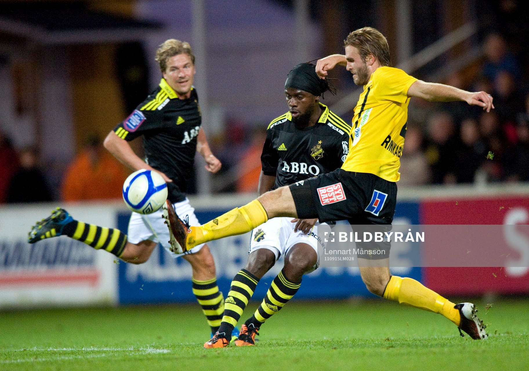 Jesper Westerberg, Mjällby och Martin Mutumba, AIK