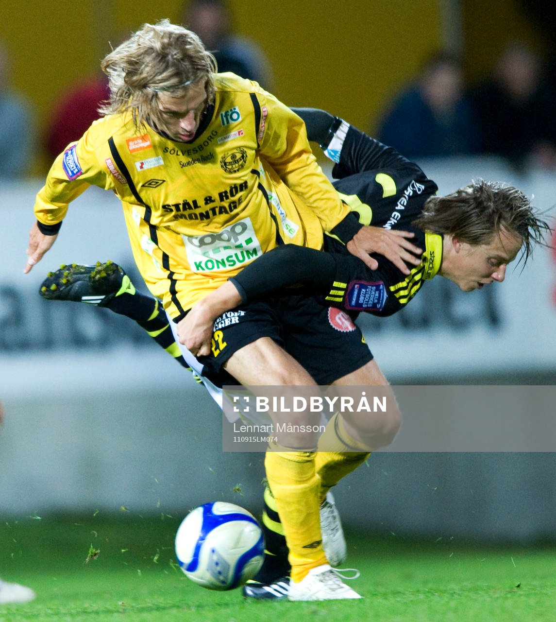  Tobias Grahn, Mjällby och Viktor Lundberg, AIK