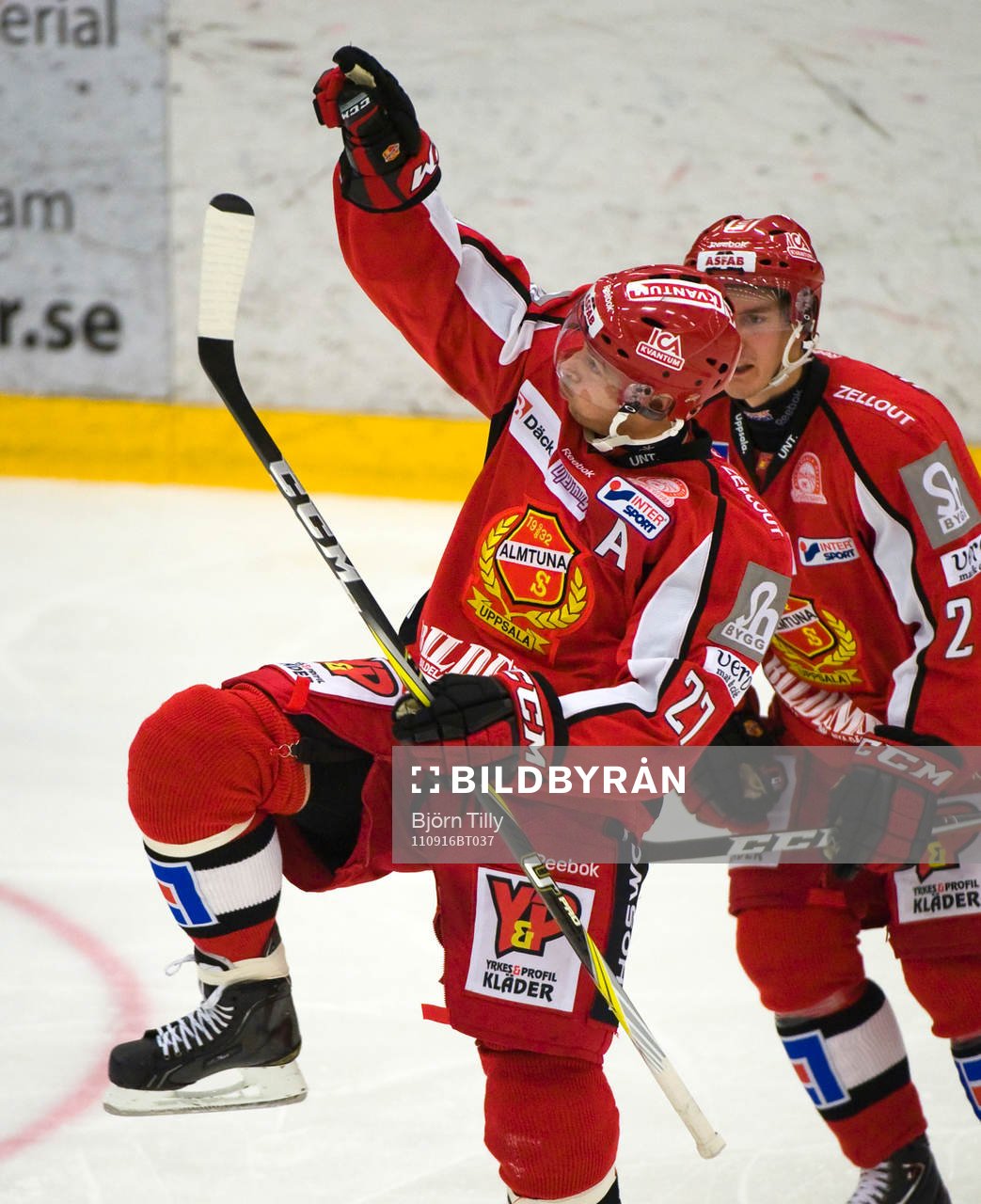 Niklas Anger, Almtuna, jubel