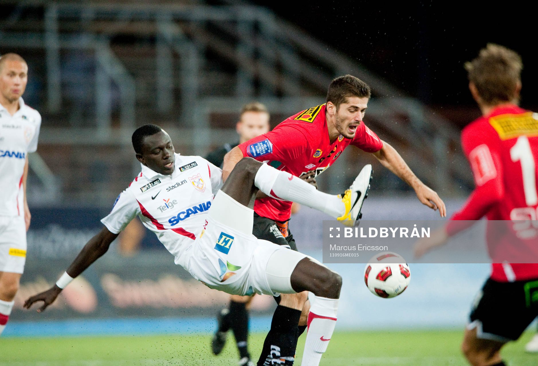 Mohammed Mbye, Assyriska och Ajsel Kujovic, Landskrona