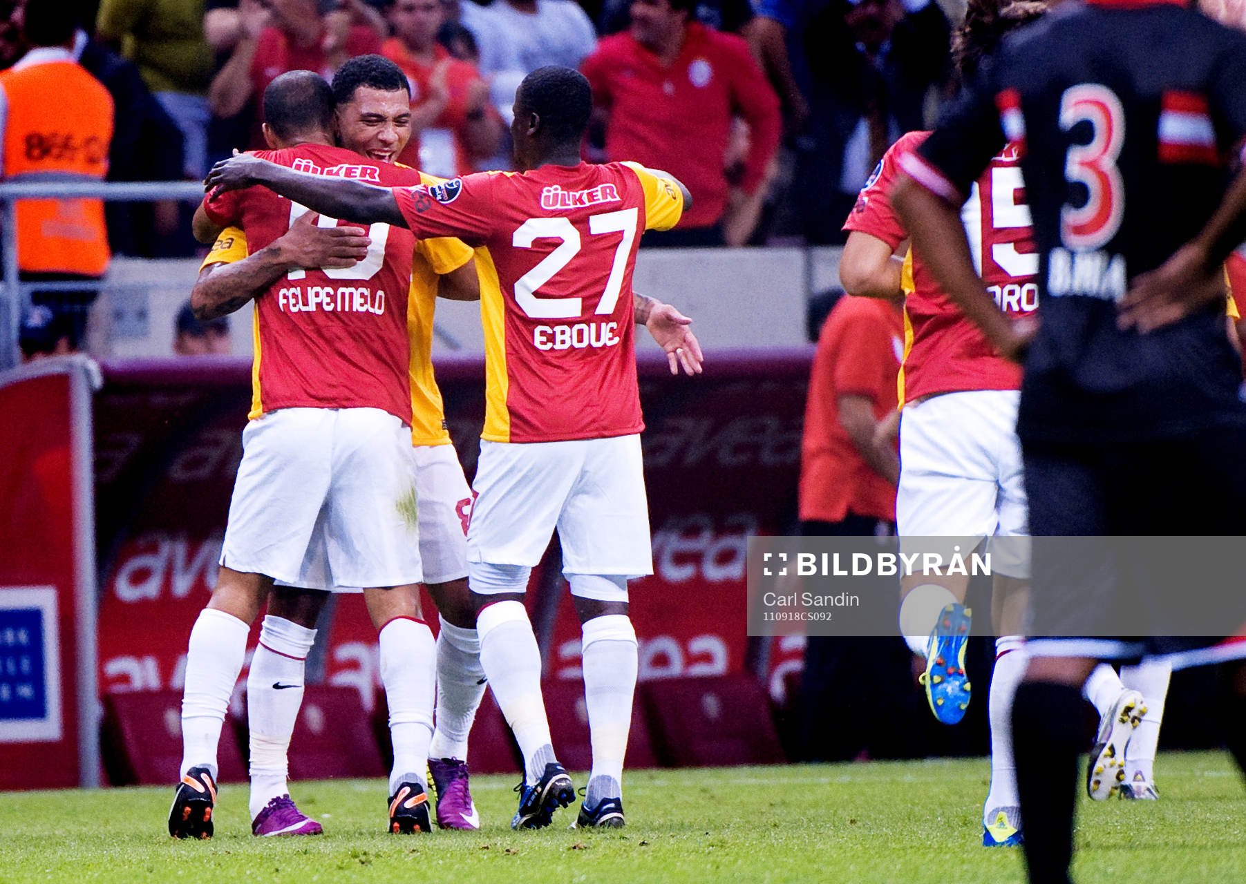  Felipe Melo, Kazim Kazim, Emmanuel Eboue, Galatasaray, jubel efter mål av Felipe Melo.