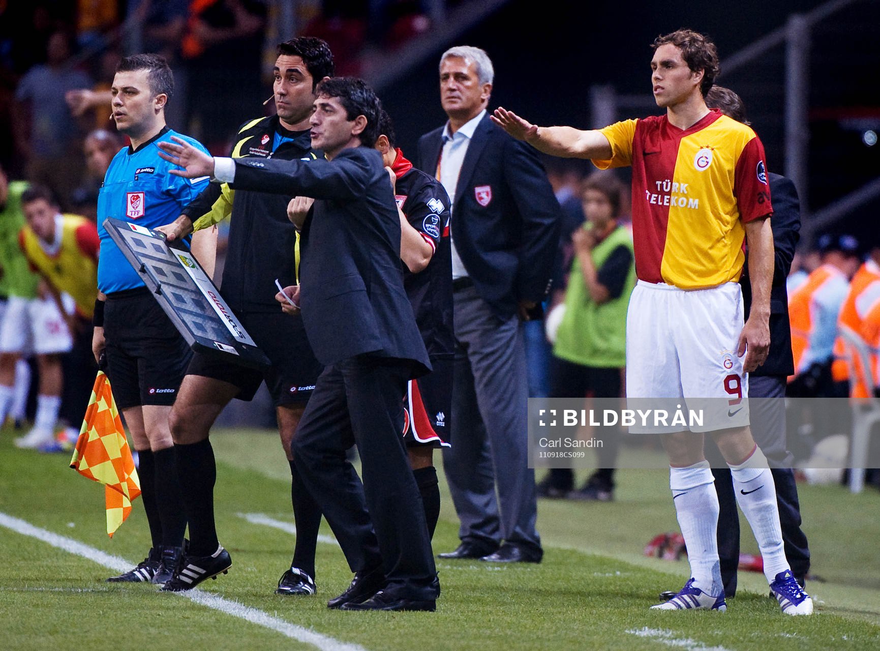 Johan Elmander, Galatasaray, byts in