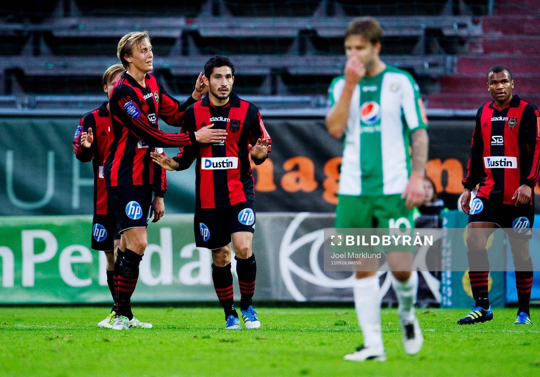 Pablo Pinones Arce, Brommapojkarna