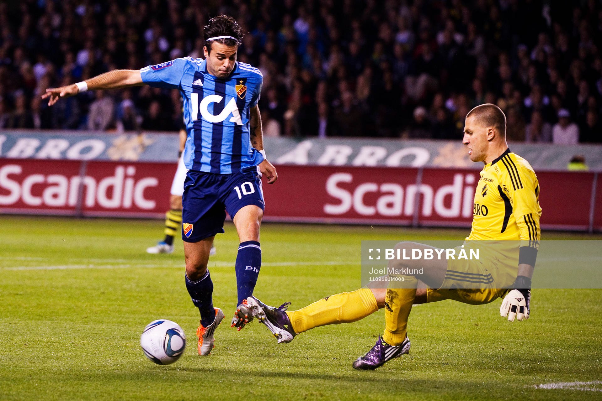 Christer Youssef, Djurgården, utmanar Ivan Turina,